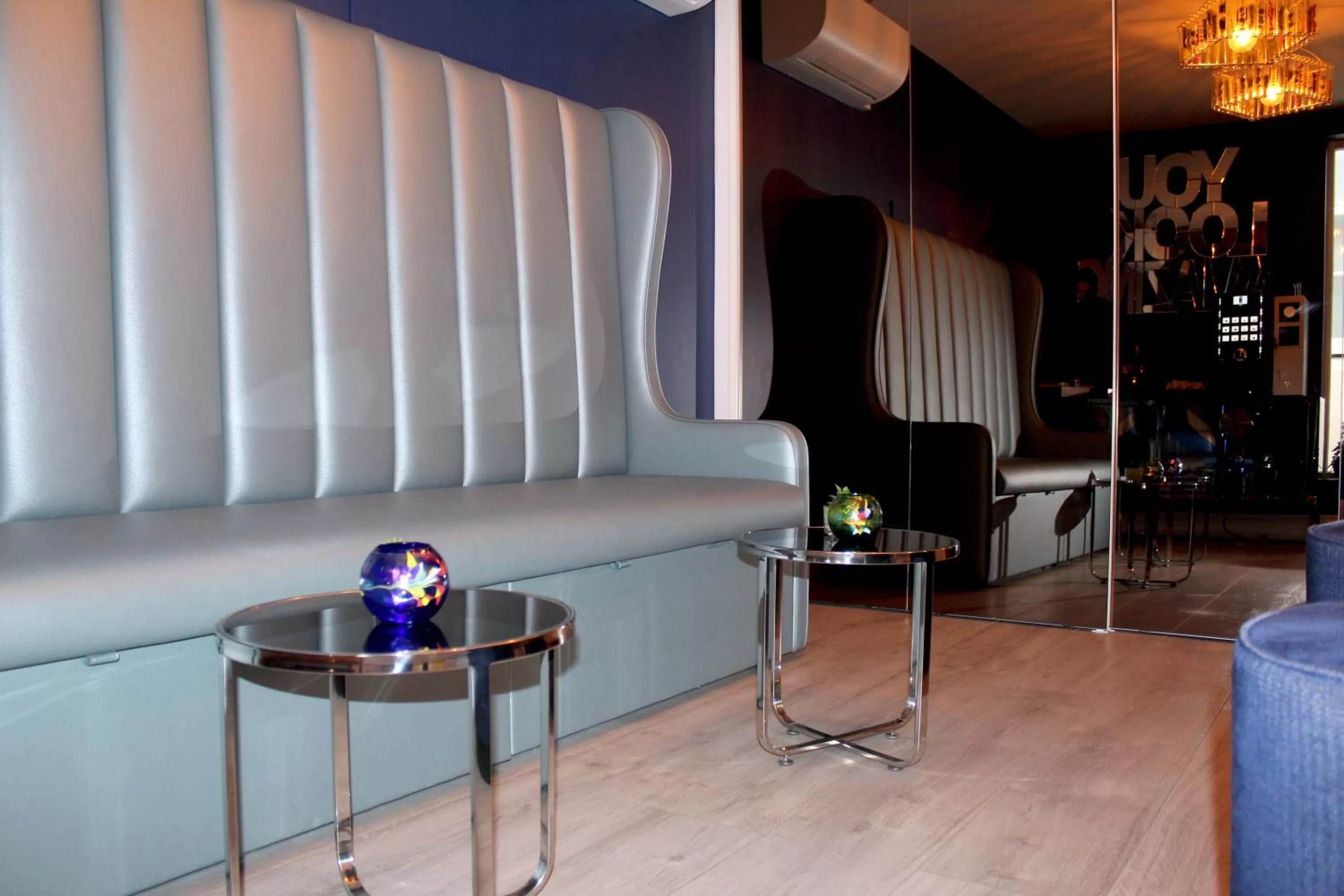 Lobby or reception in 1 Craven Hill Gardens