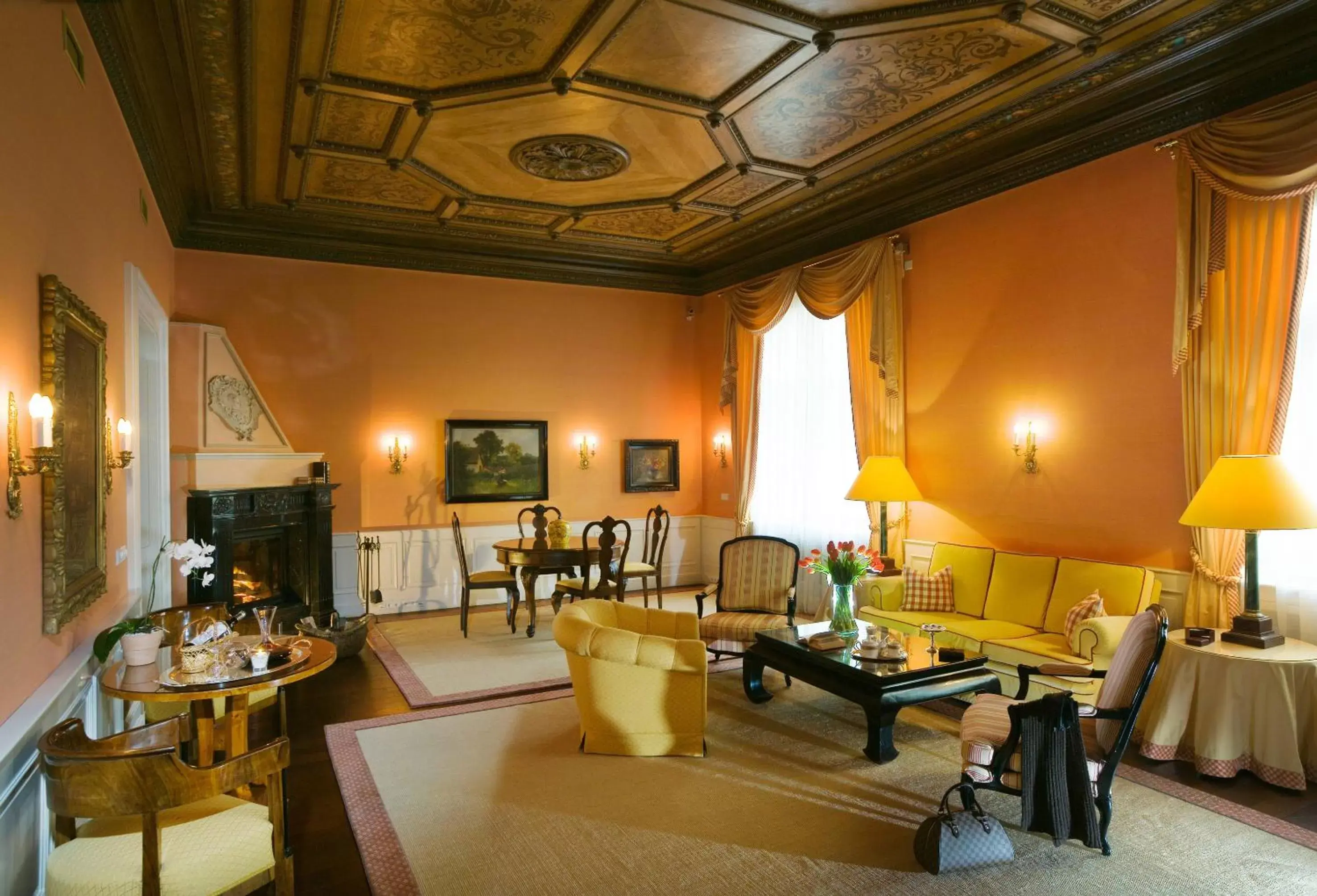Living room, Restaurant/Places to Eat in Le Palais Art Hotel Prague