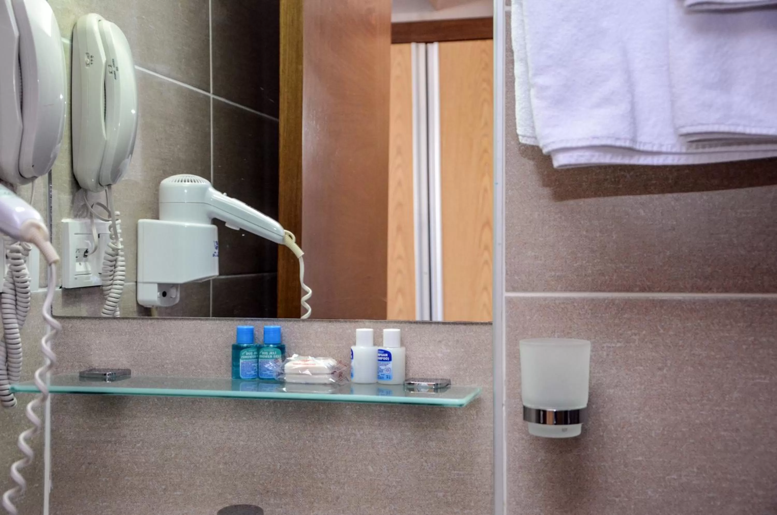 Bathroom in Perla Hotel