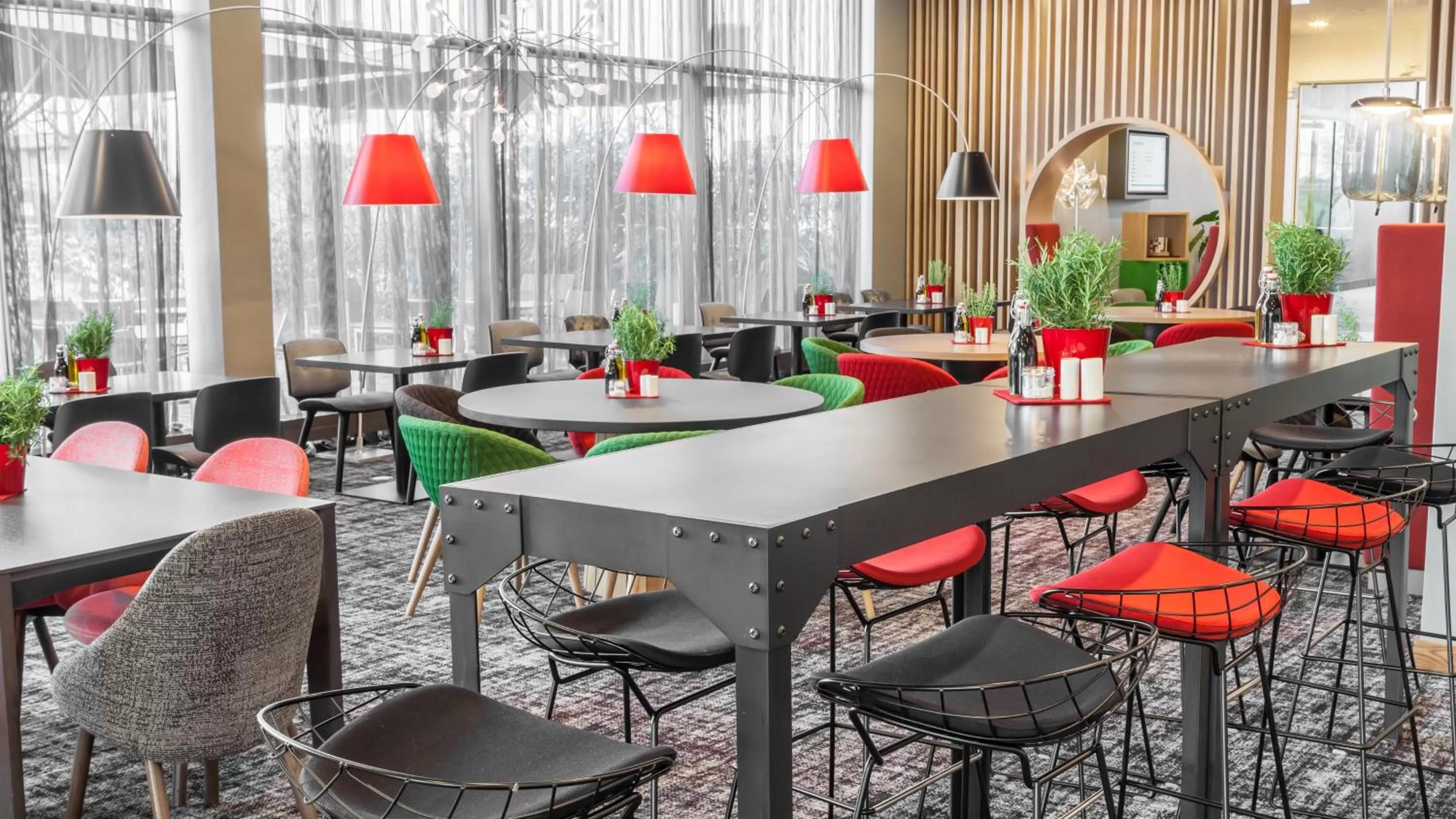 Restaurant/places to eat in Holiday Inn Munich - Westpark by IHG