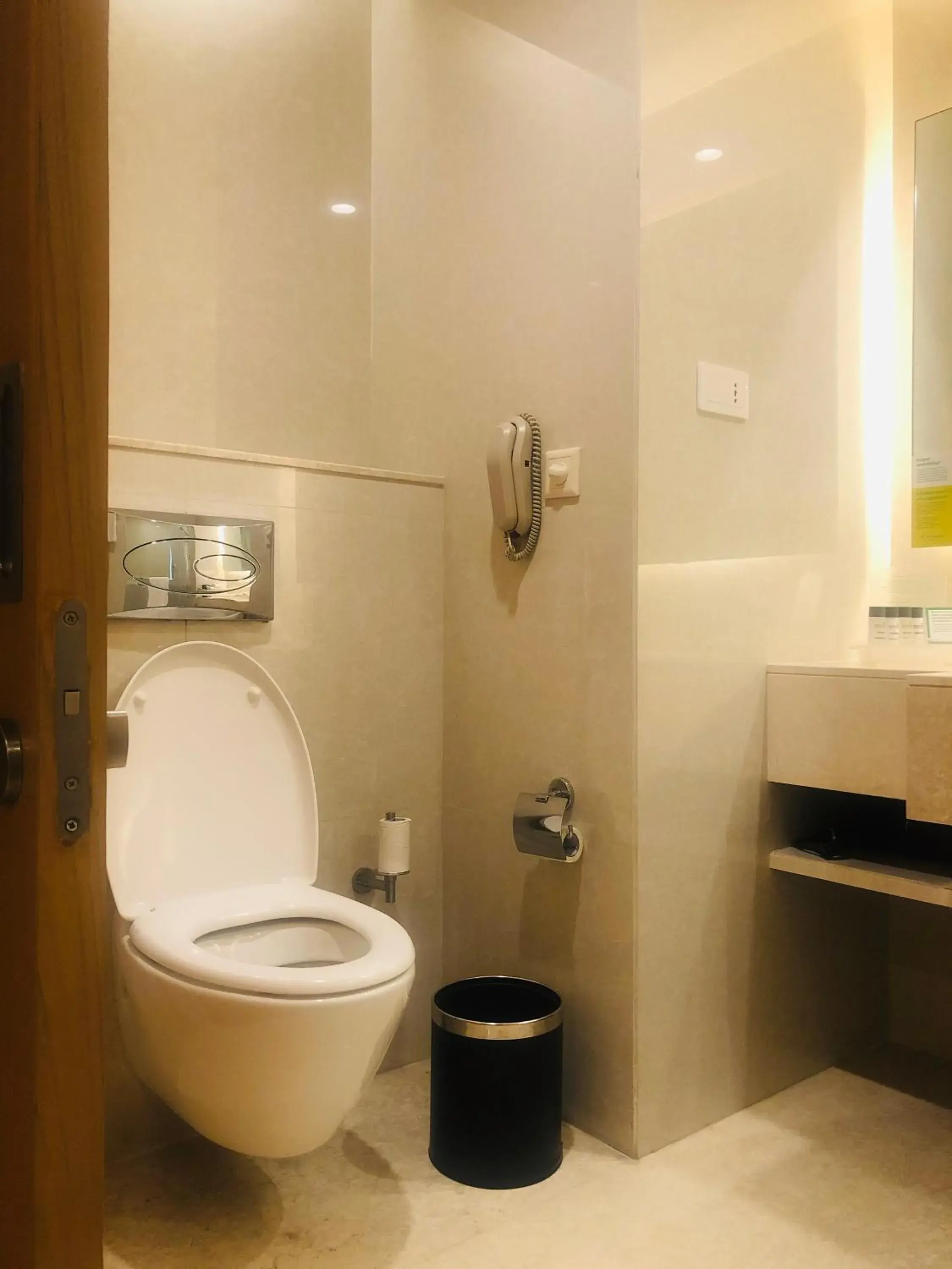 Bathroom in Holiday Inn Amritsar Ranjit Avenue, an IHG Hotel