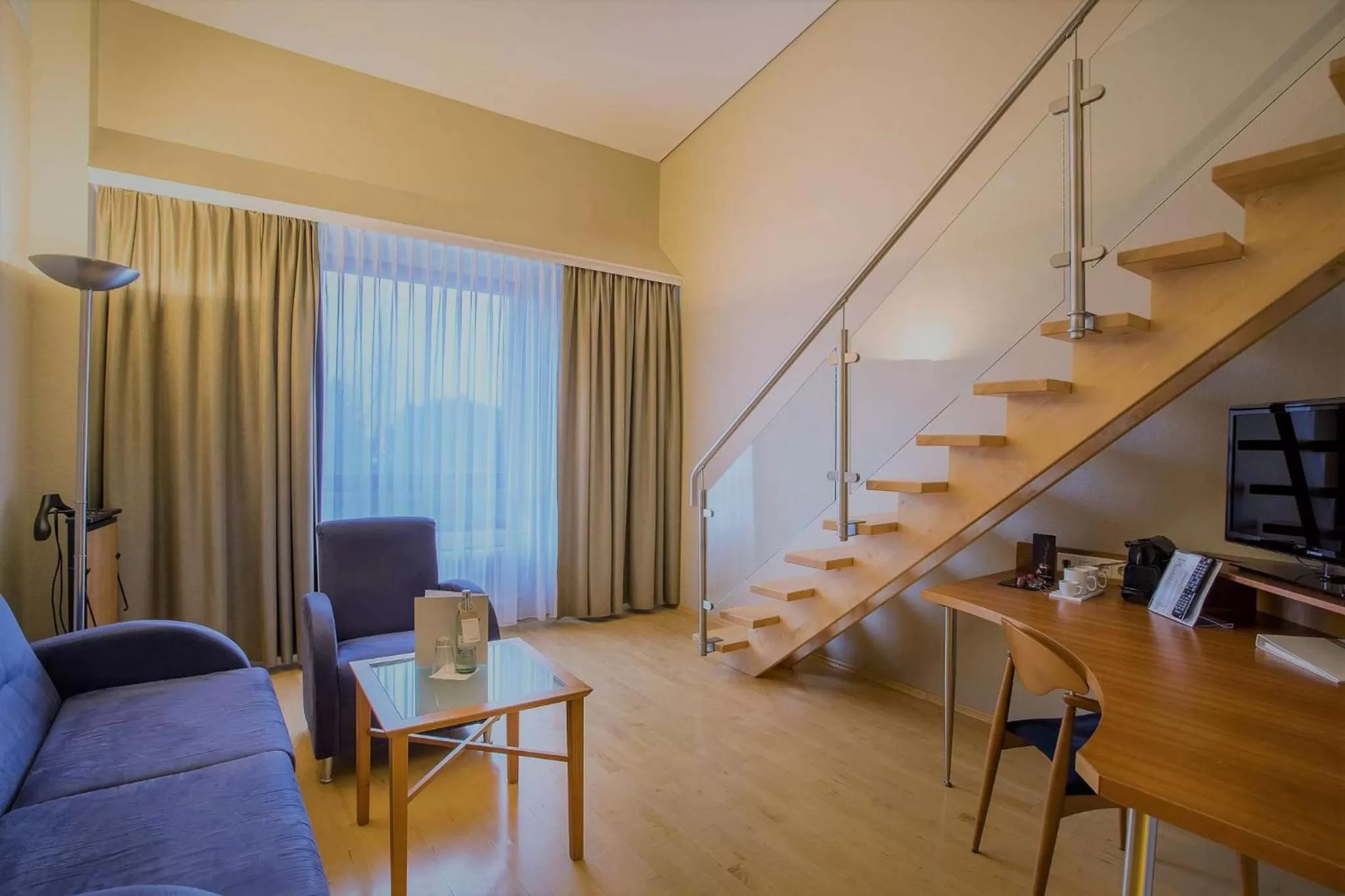 Photo of the whole room in elaya hotel frankfurt oberursel