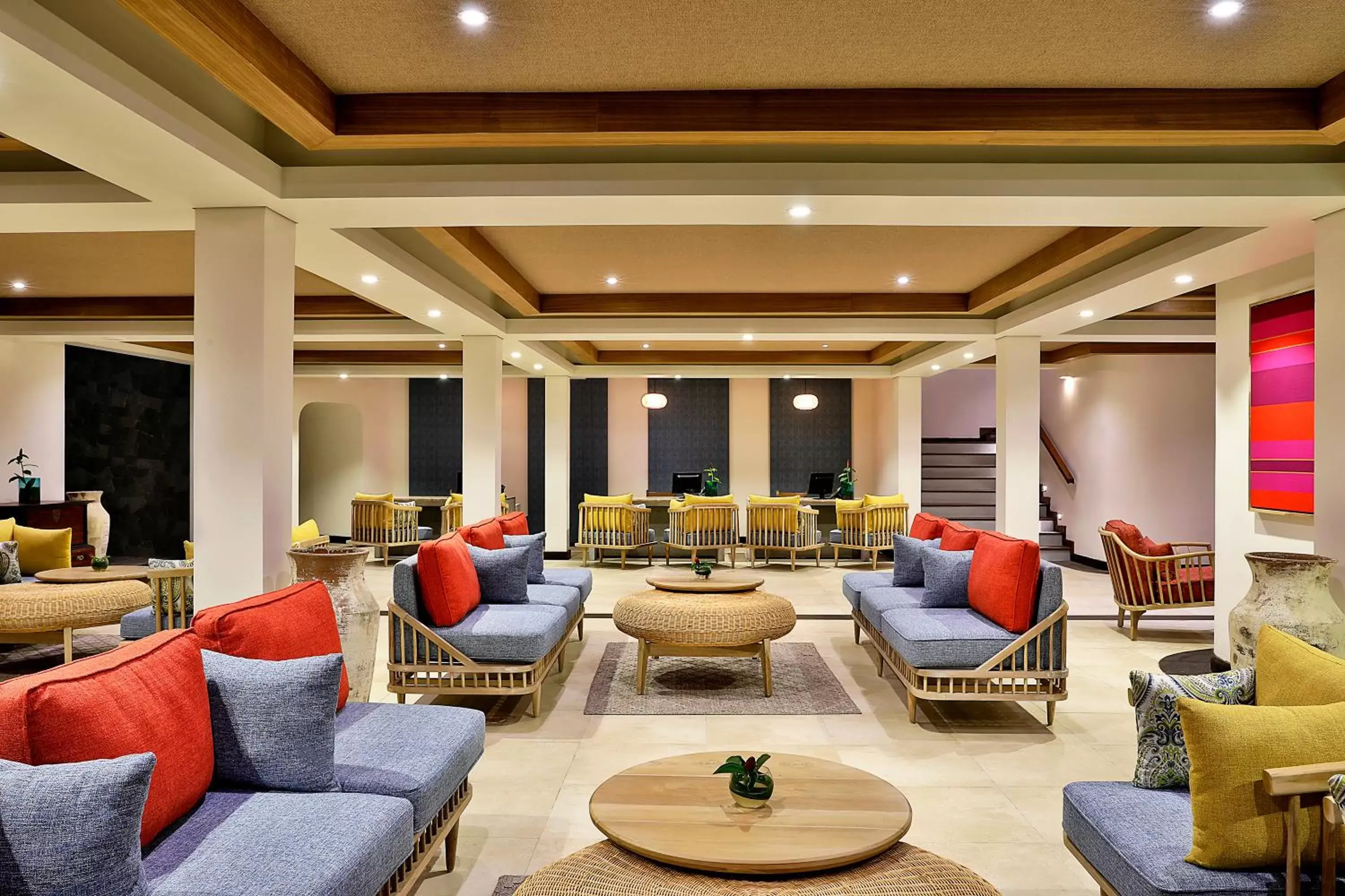 Lobby or reception, Lounge/Bar in Avani Kalutara Resort
