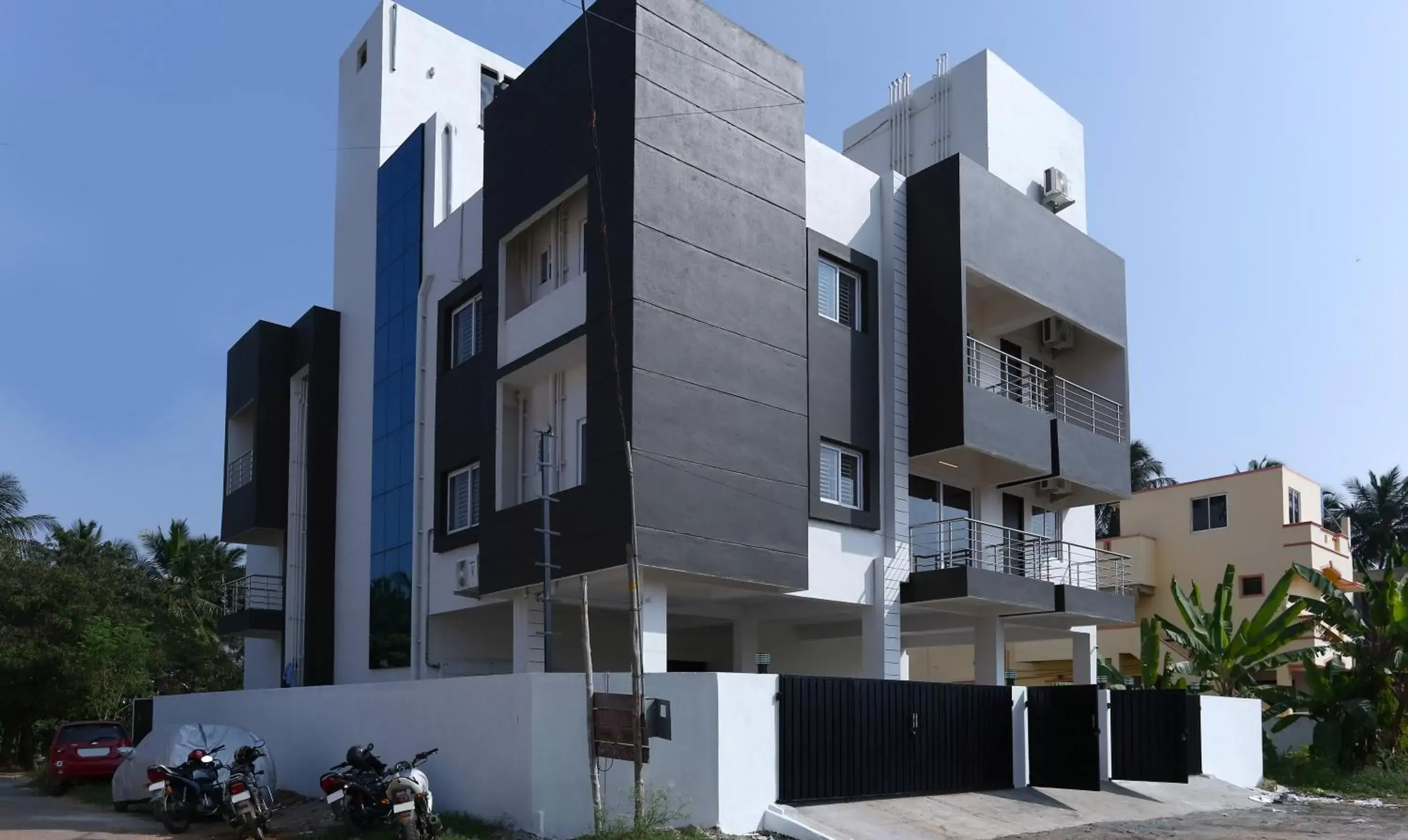 Facade/entrance in Treebo Hi Line Apartments Kalapatti Facade/entrance in Treebo Hi Line Apartments Kalapatti