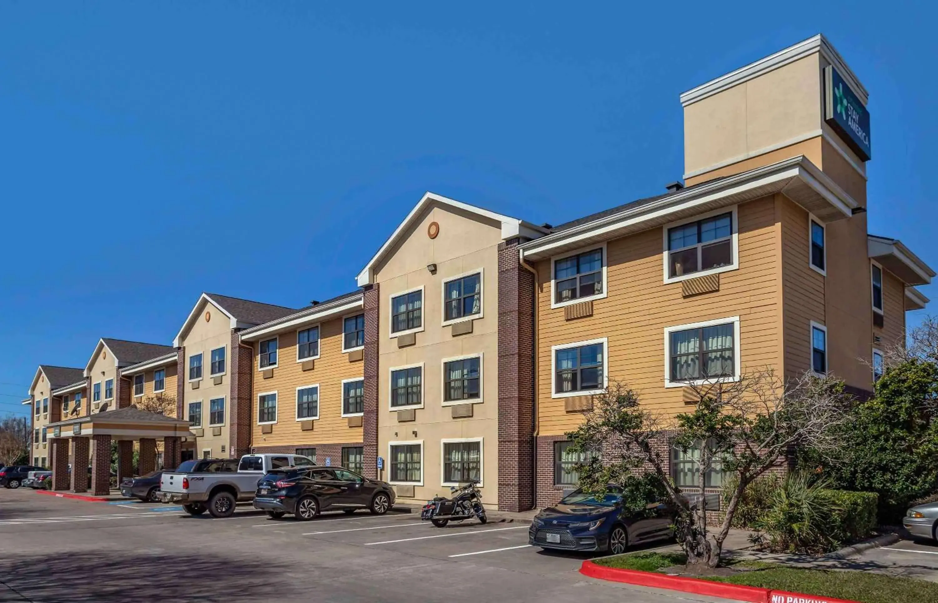 Property Building in Extended Stay America Suites - Houston - Westchase - Richmond
