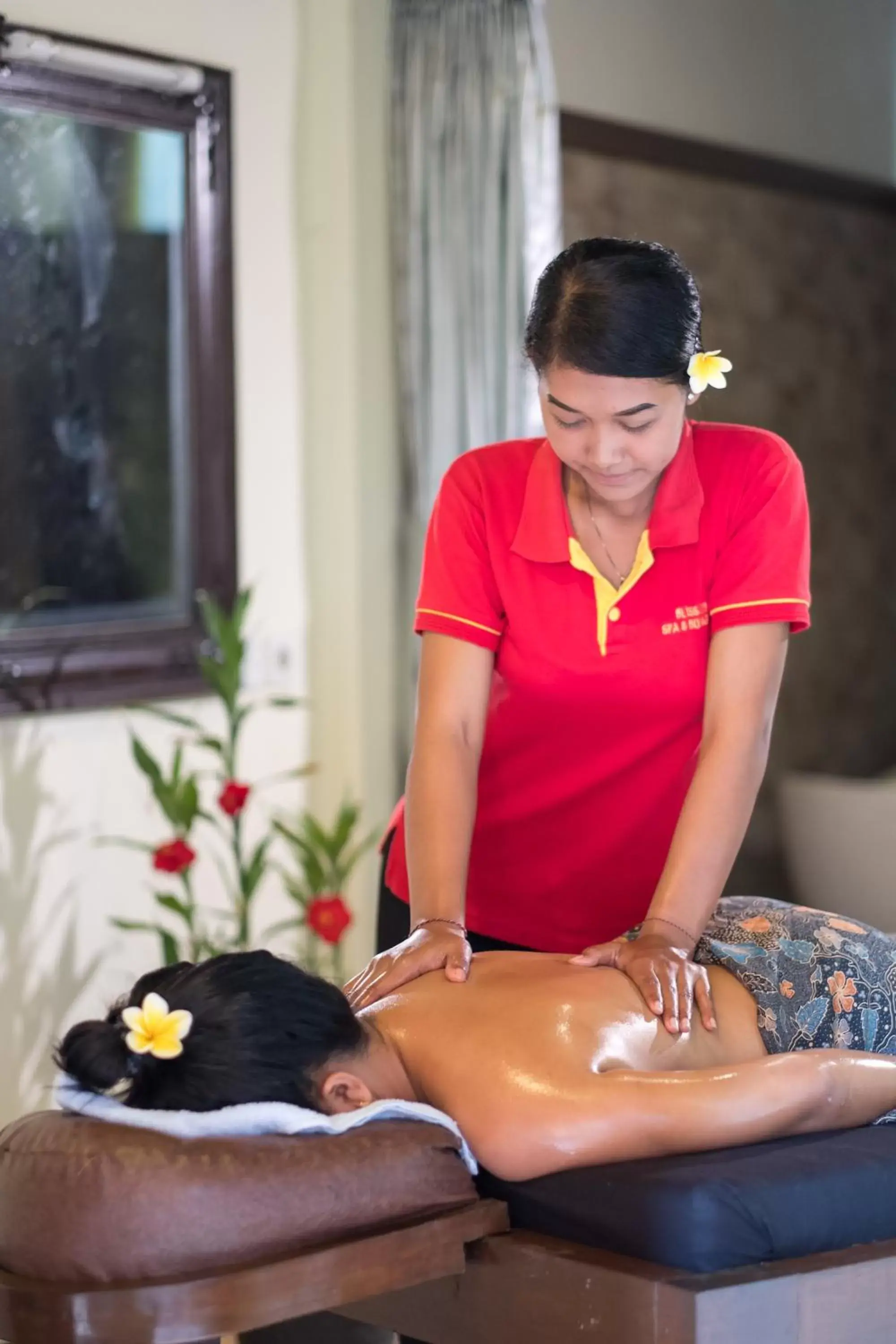 Massage in Bliss Ubud Spa Resort