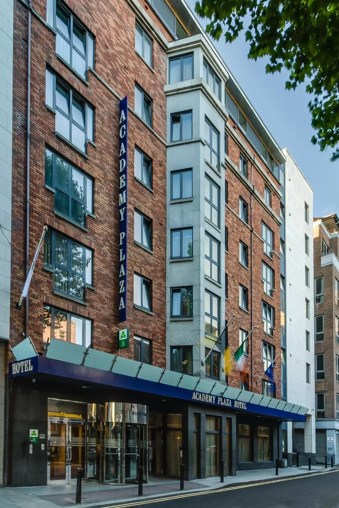 Facade/entrance in Academy Plaza Hotel Facade/entrance in Academy Plaza Hotel