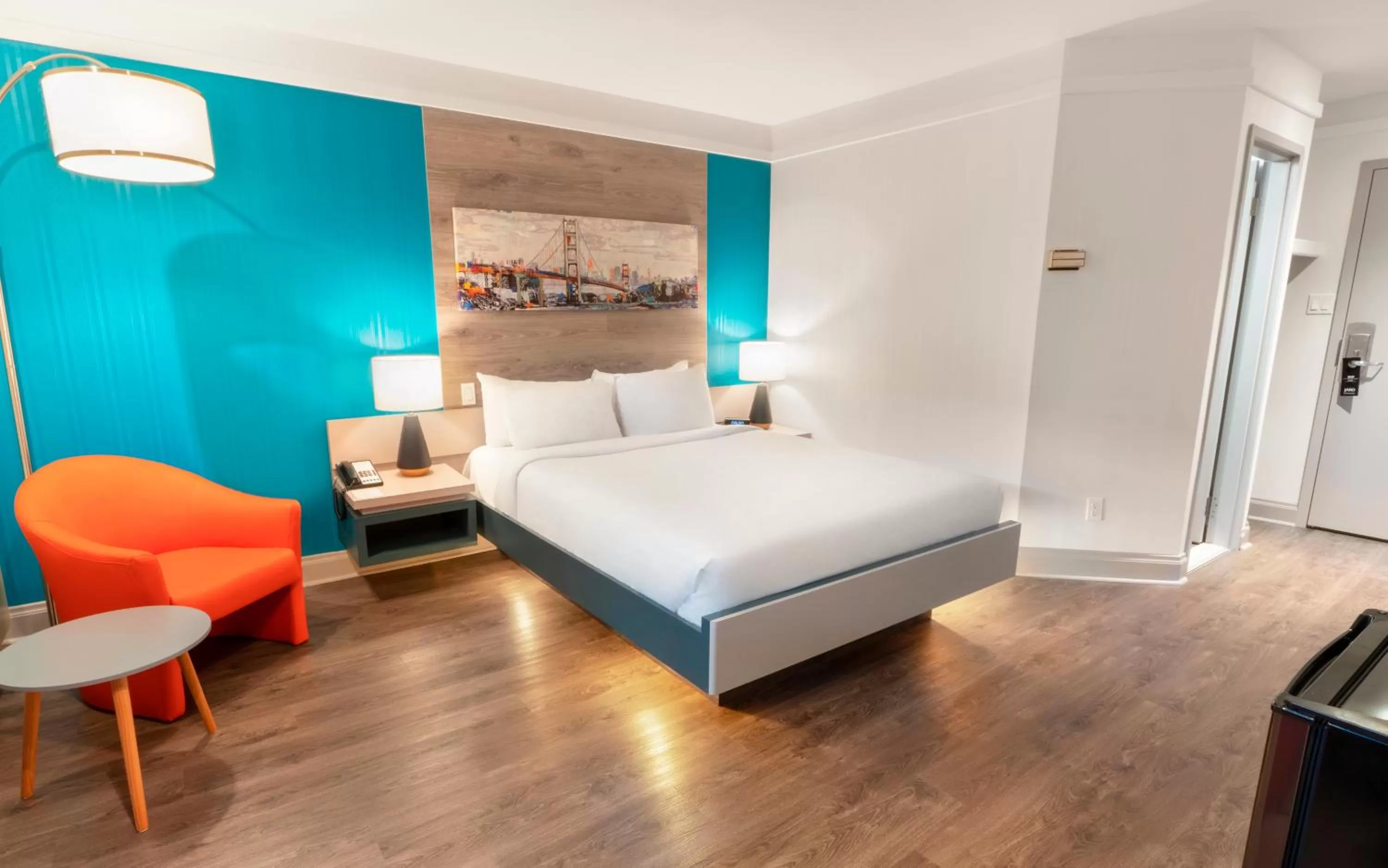 Economy room, 1 Double bed - Interior Terrace, restaurant area in Hôtel Québec Inn