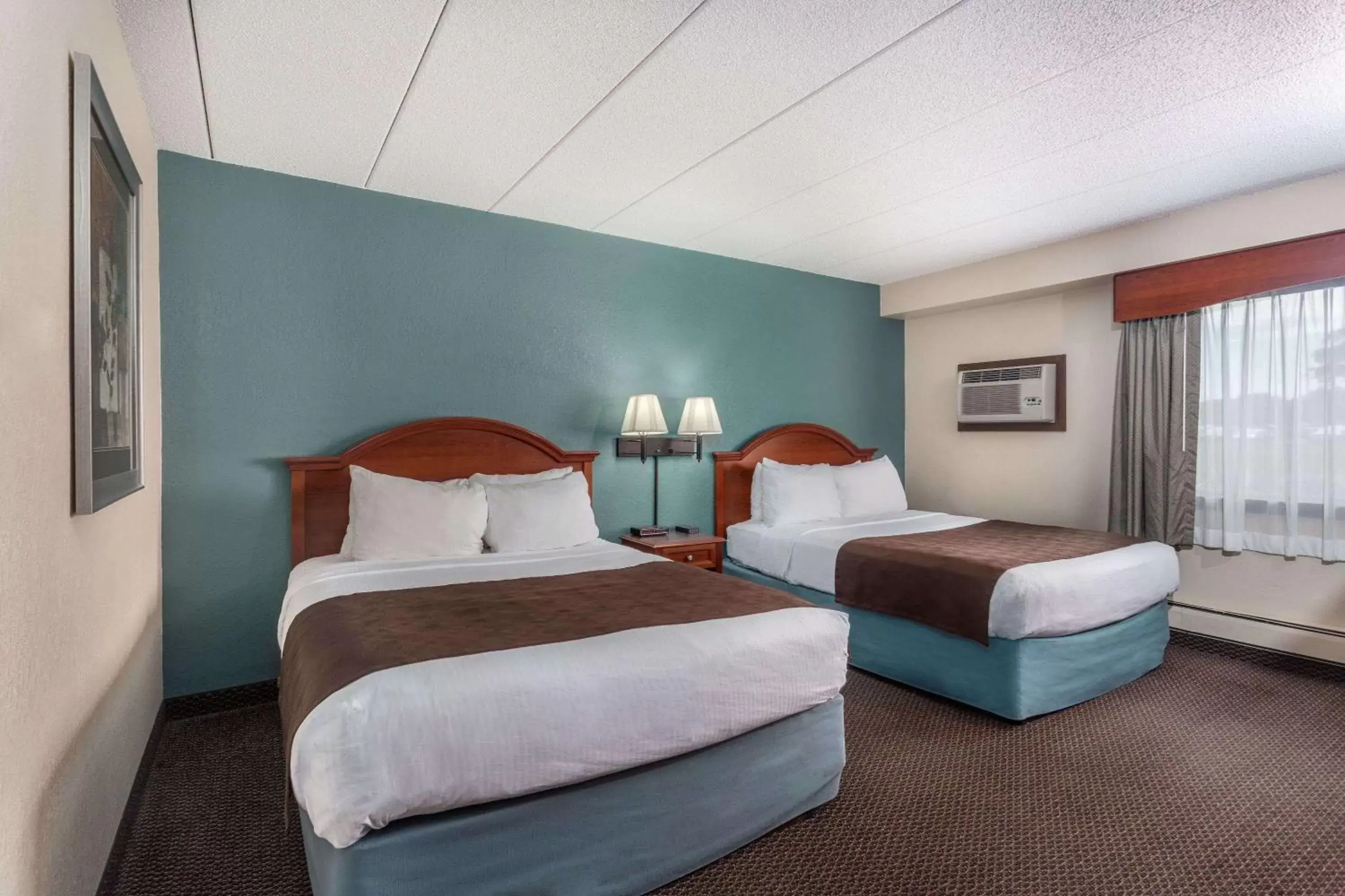 Photo of the whole room, Bed in AmericInn by Wyndham New Richmond