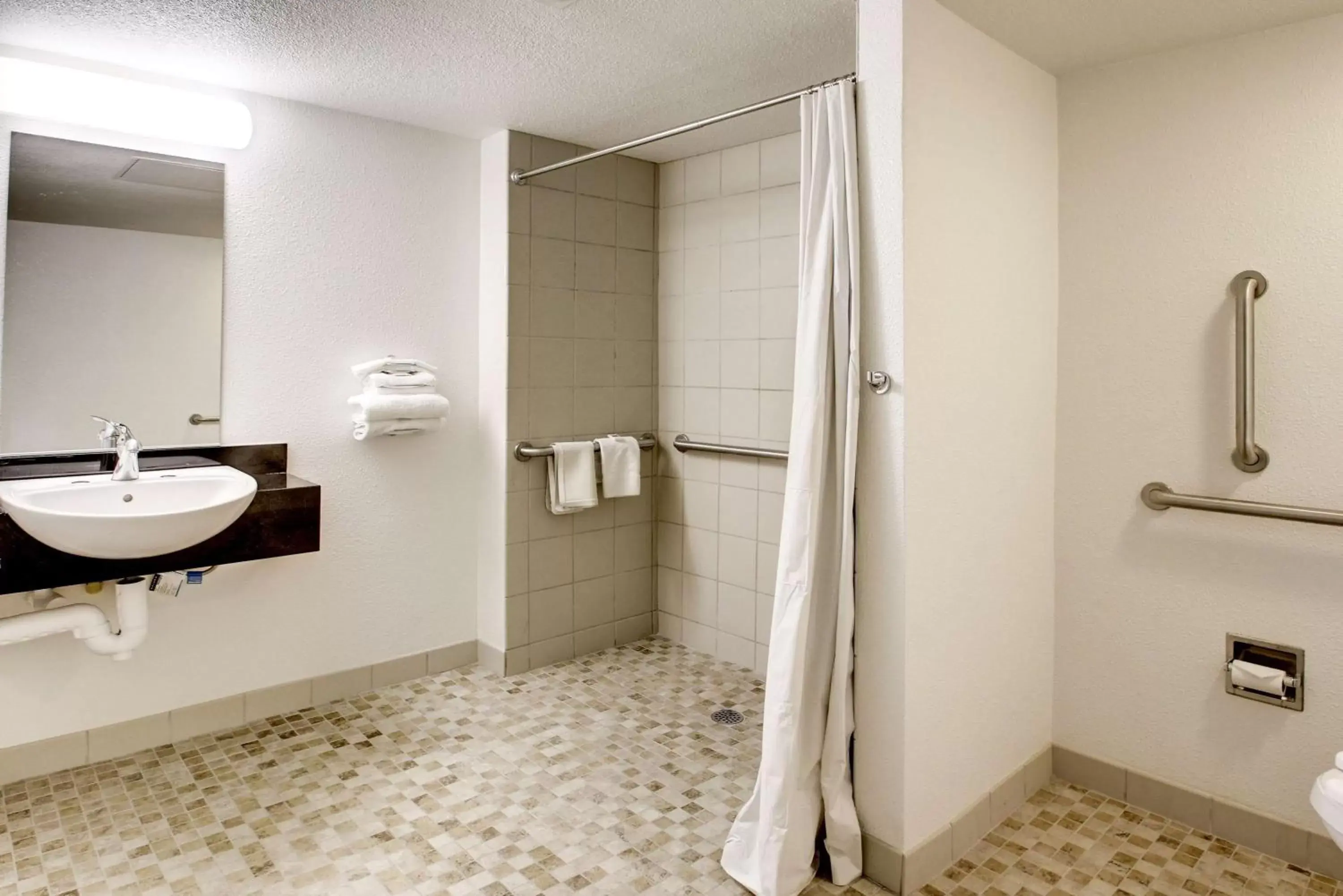 Bathroom in Motel 6-Ogden, UT - Riverdale