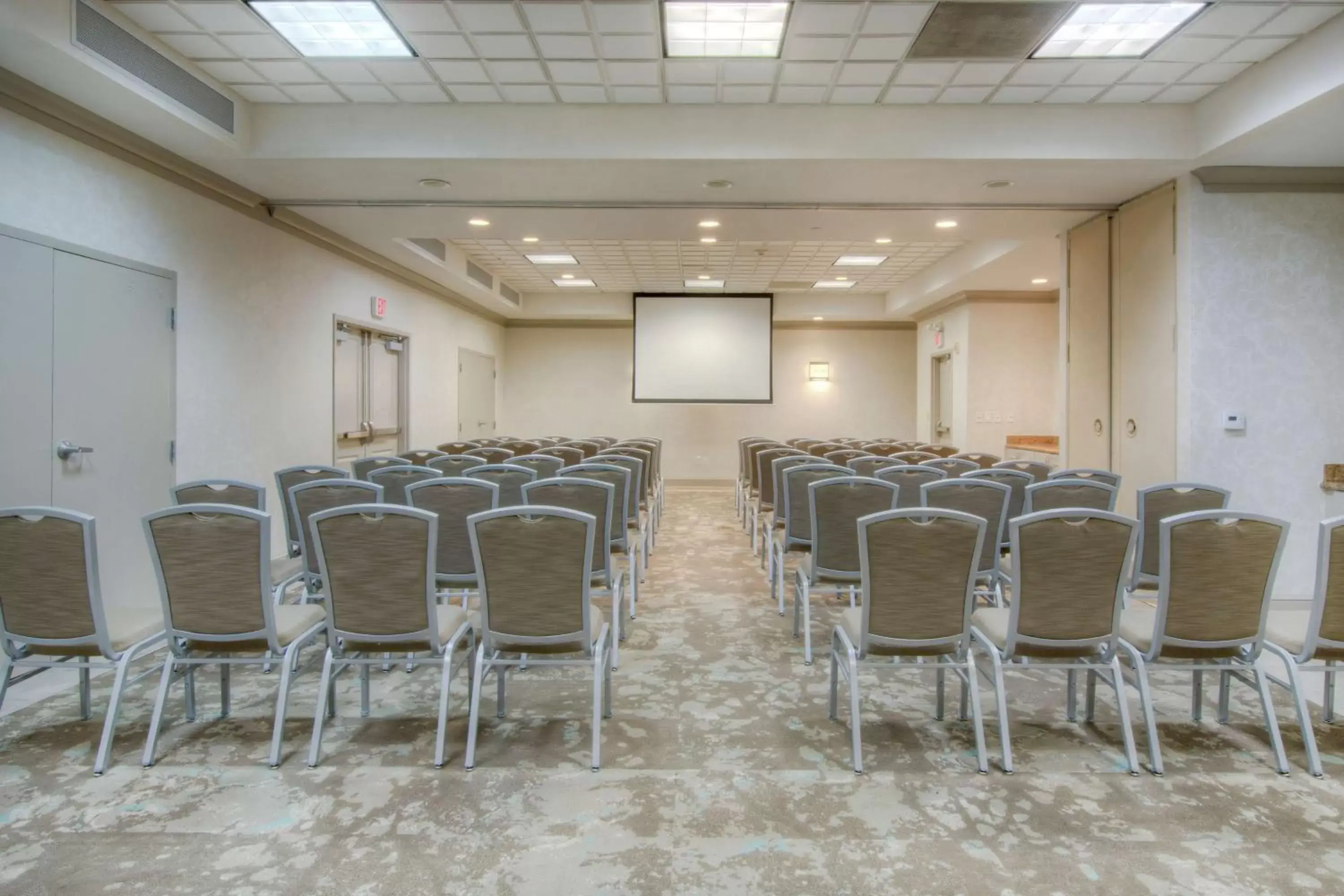 Meeting/conference room in Hilton Garden Inn Durham Southpoint