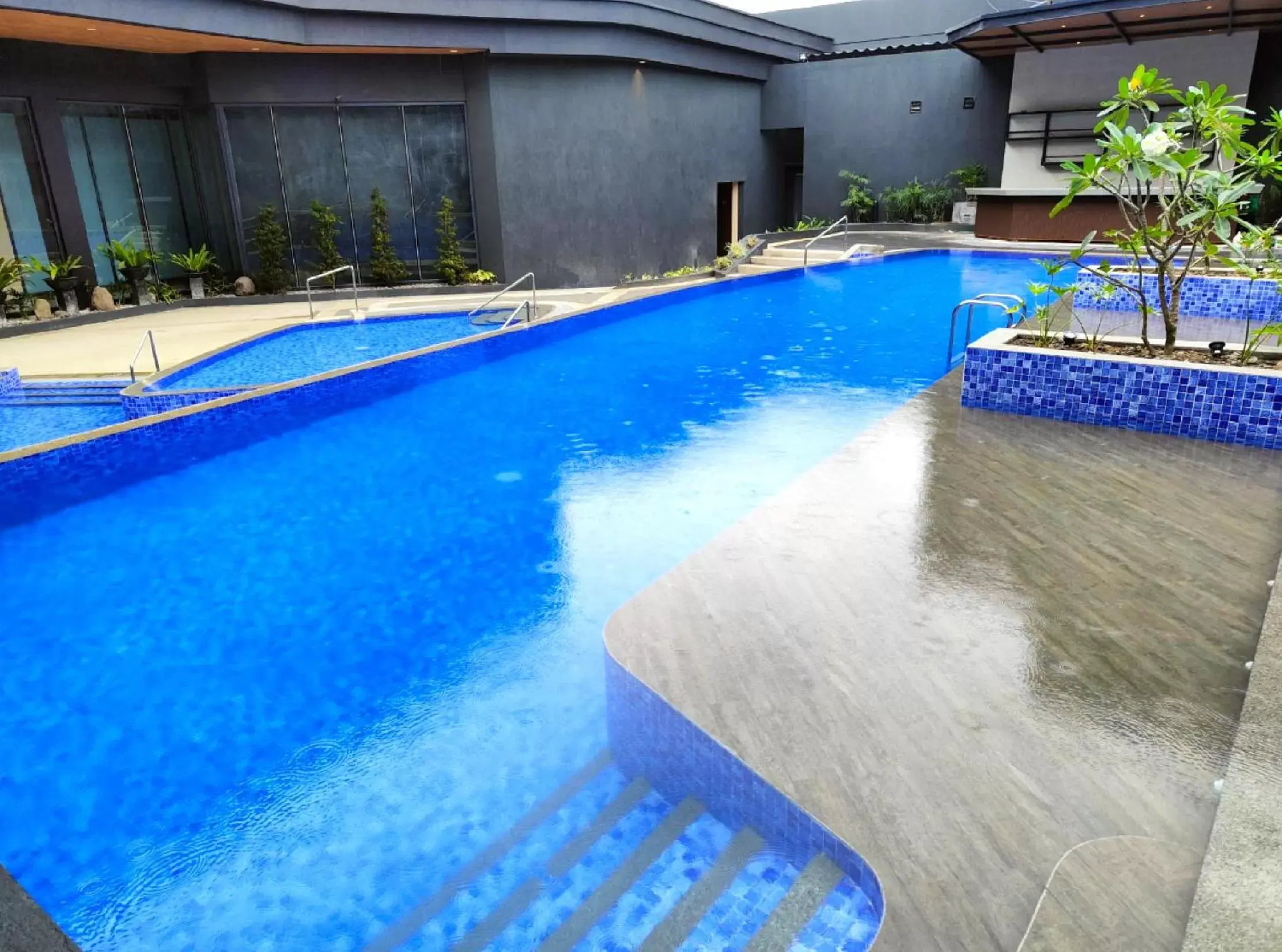 , Swimming Pool in Grand Summit Hotel General Santos