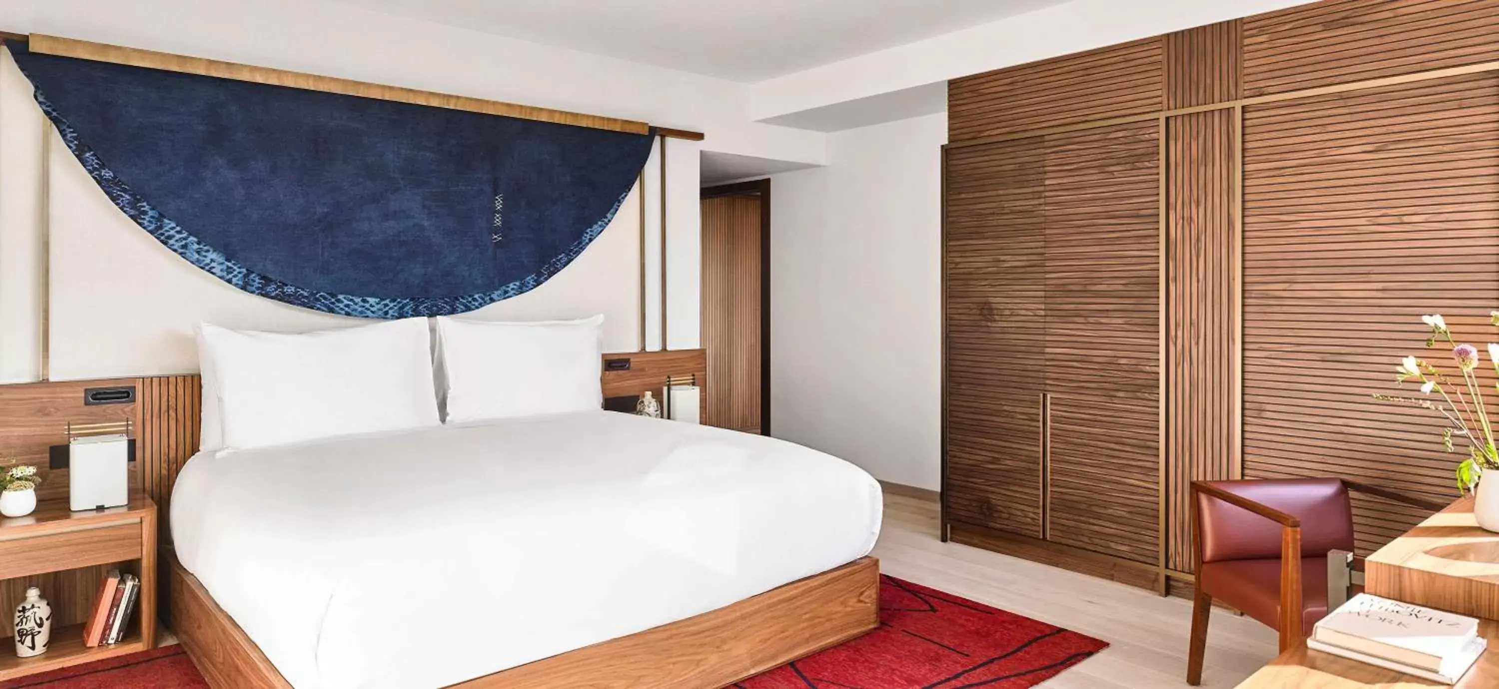 Photo of the whole room, Bed in Nobu Hotel Barcelona