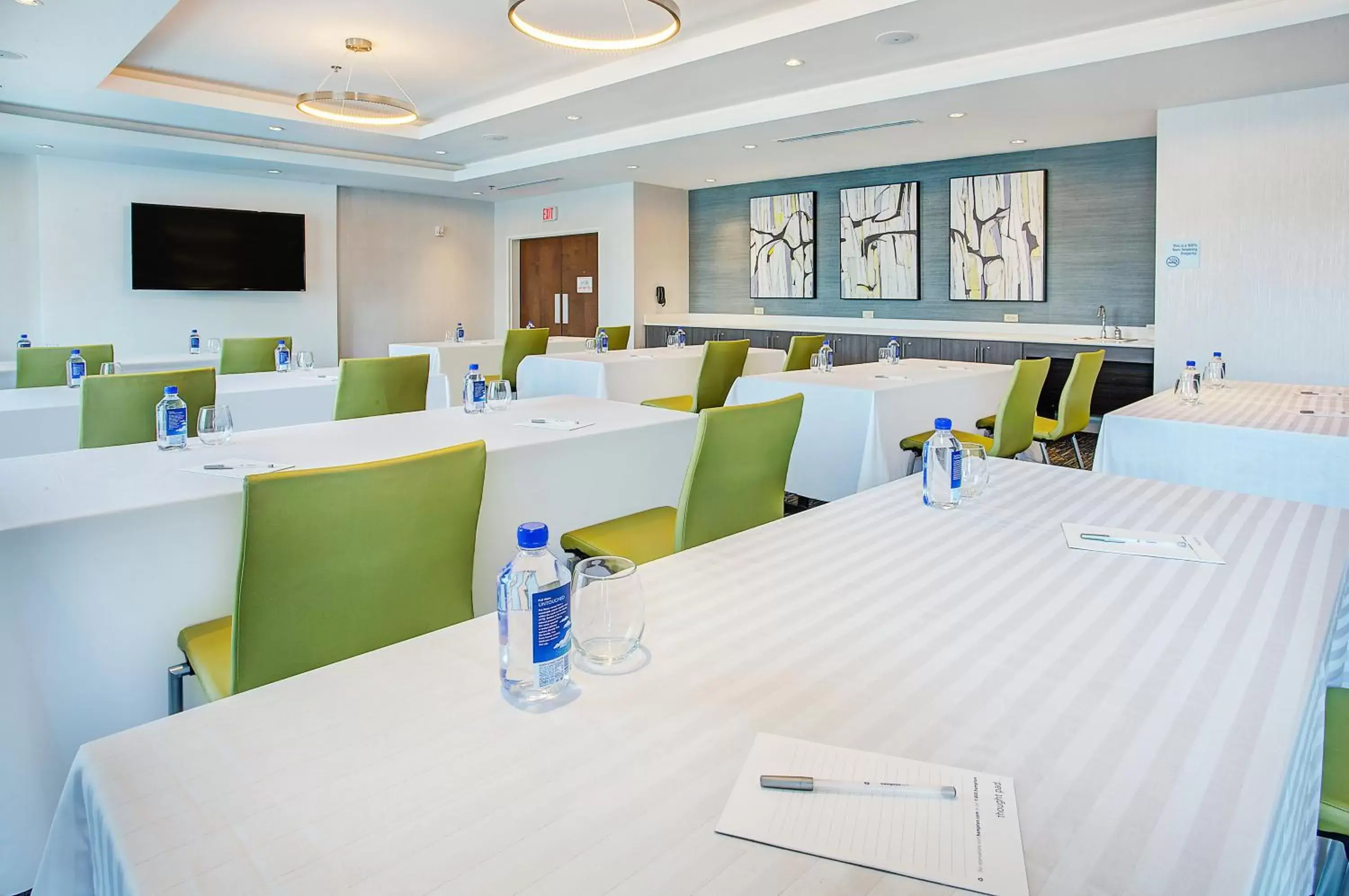 Meeting/conference room, Business Area/Conference Room in Holiday Inn Express & Suites Covington, an IHG Hotel