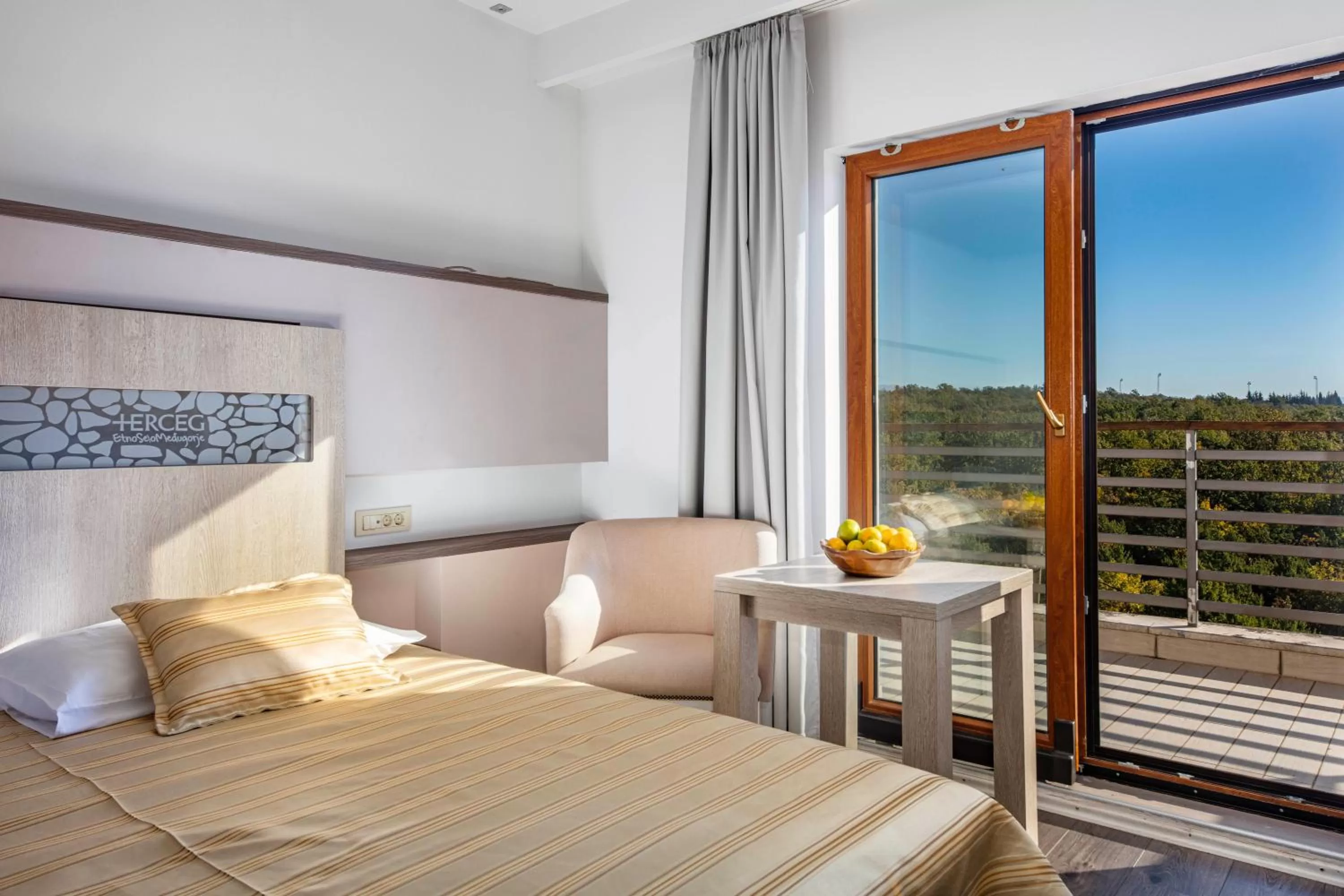 Property building, Bed in Herceg Etno Selo Međugorje