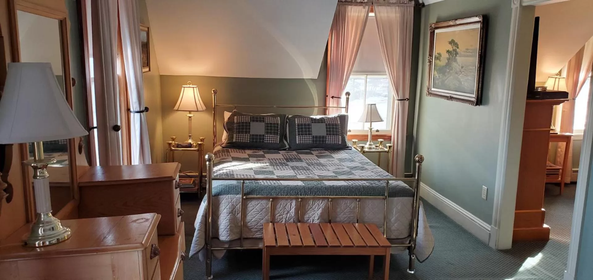 Photo of the whole room, Bed in Amherst Shore Country Inn