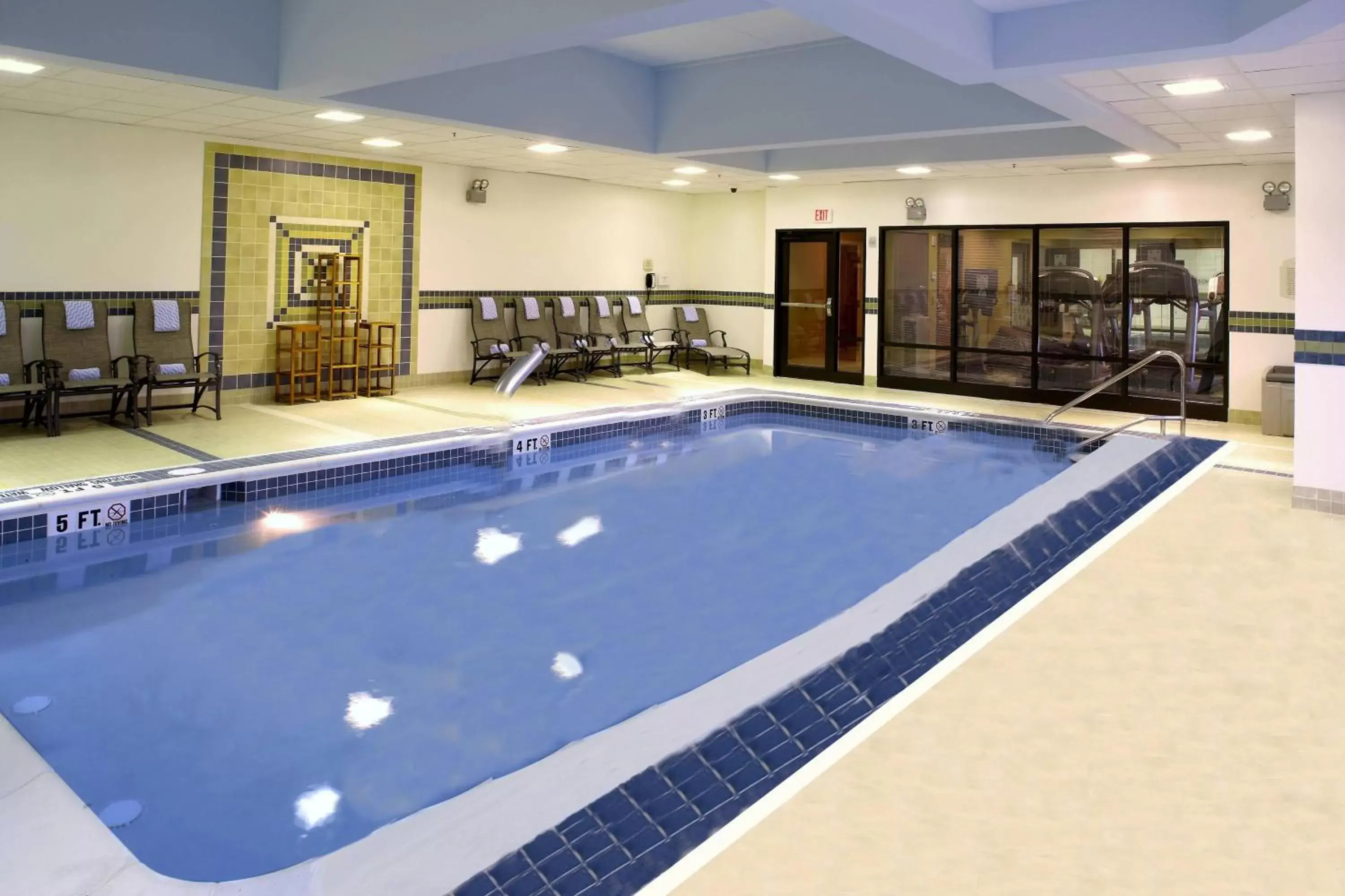 Swimming Pool in Fairfield Inn & Suites Pittsburgh Neville Island