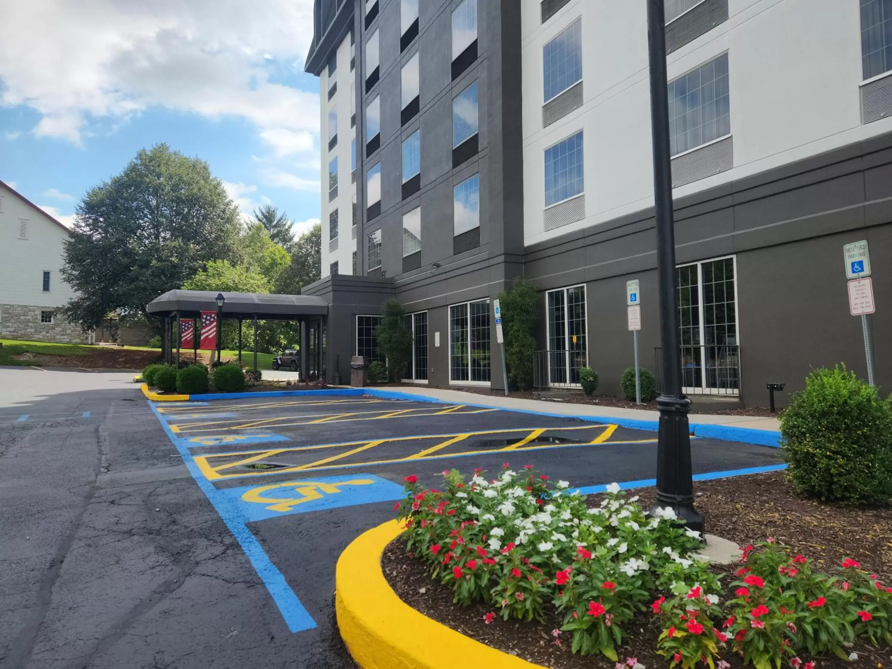 Facade/entrance, Property Building in Comfort Inn at the Park Hershey