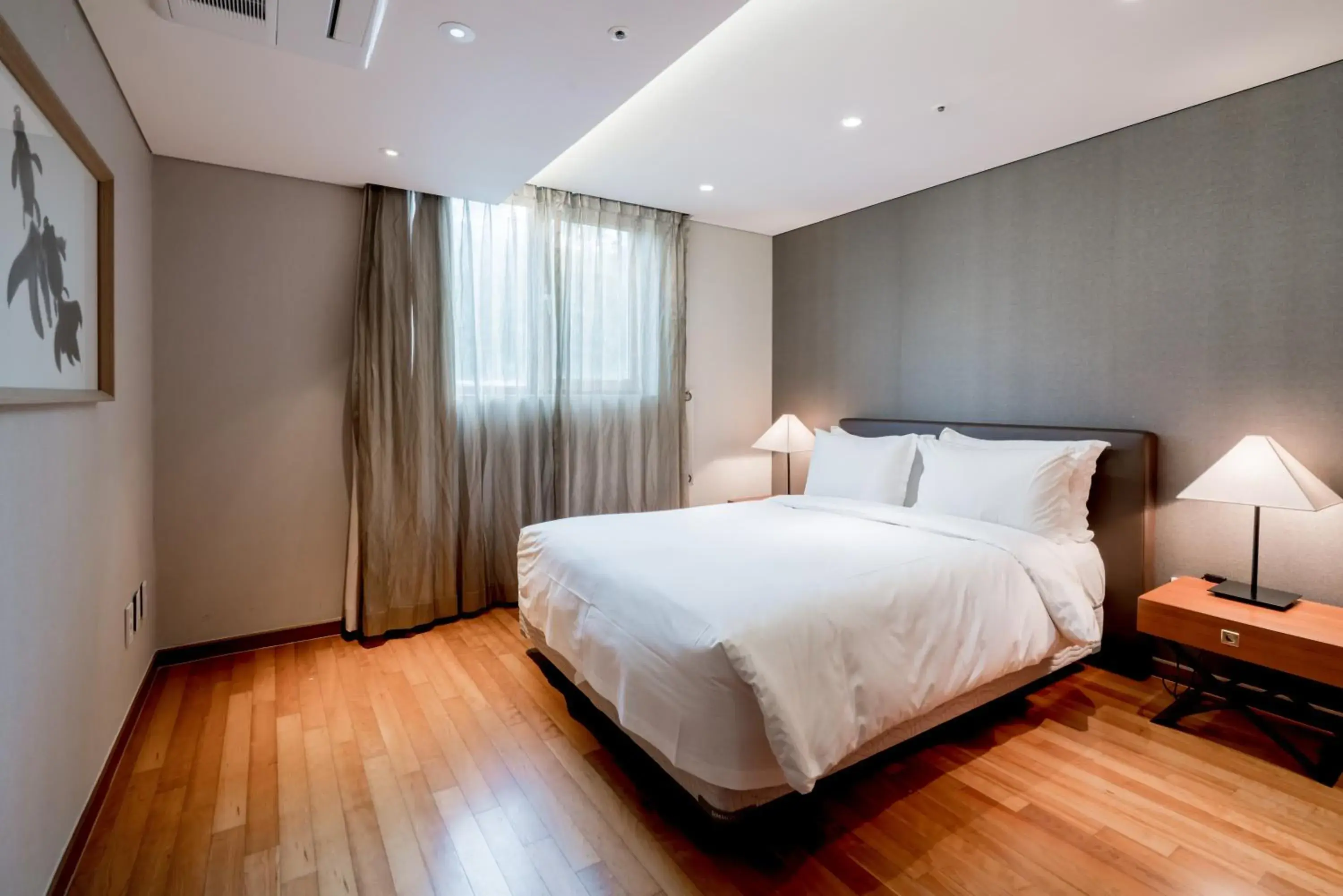 Bed in Oriens Hotel & Residences Myeongdong