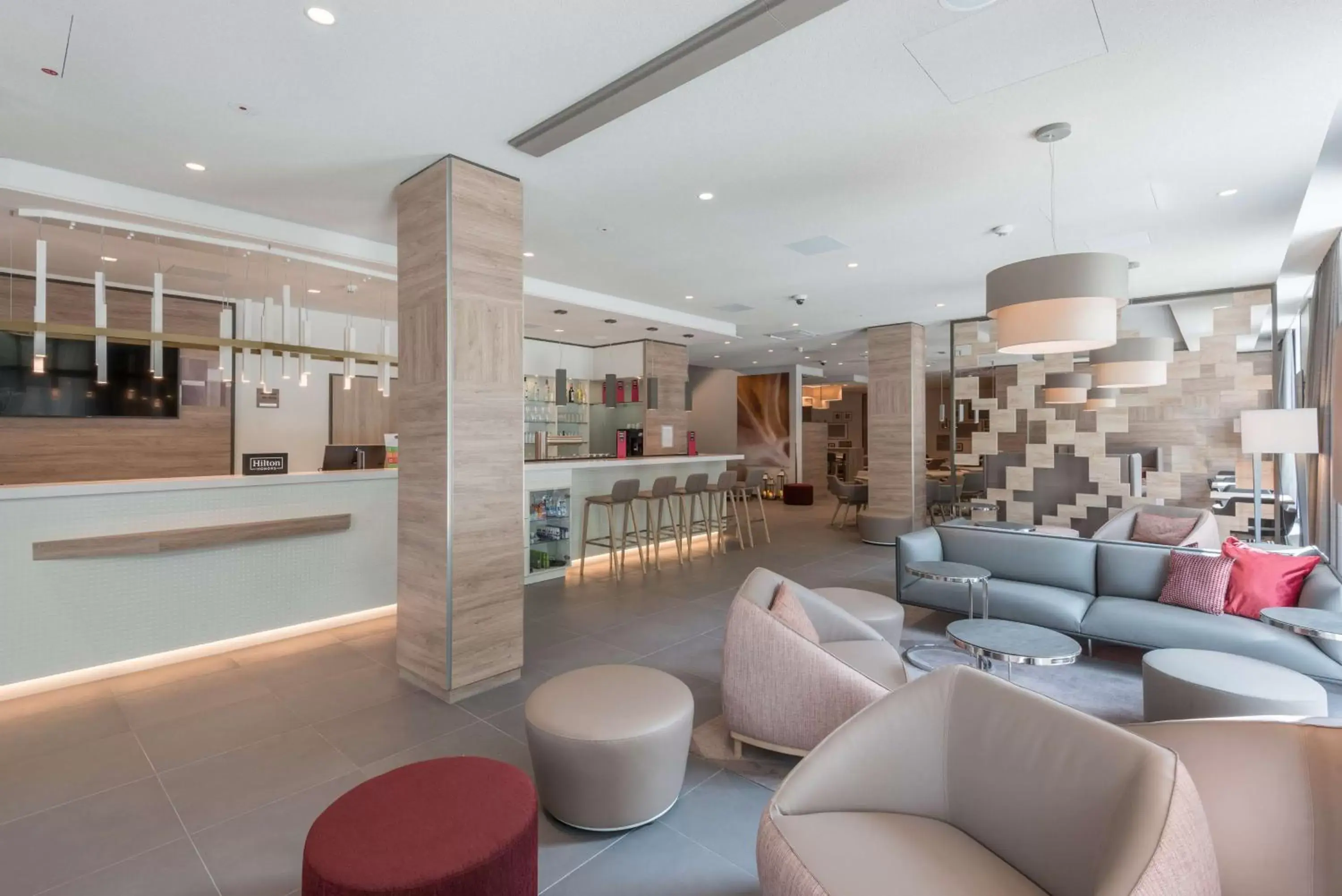 Lounge or bar, Lobby/Reception in Hampton By Hilton Frankfurt City Centre East