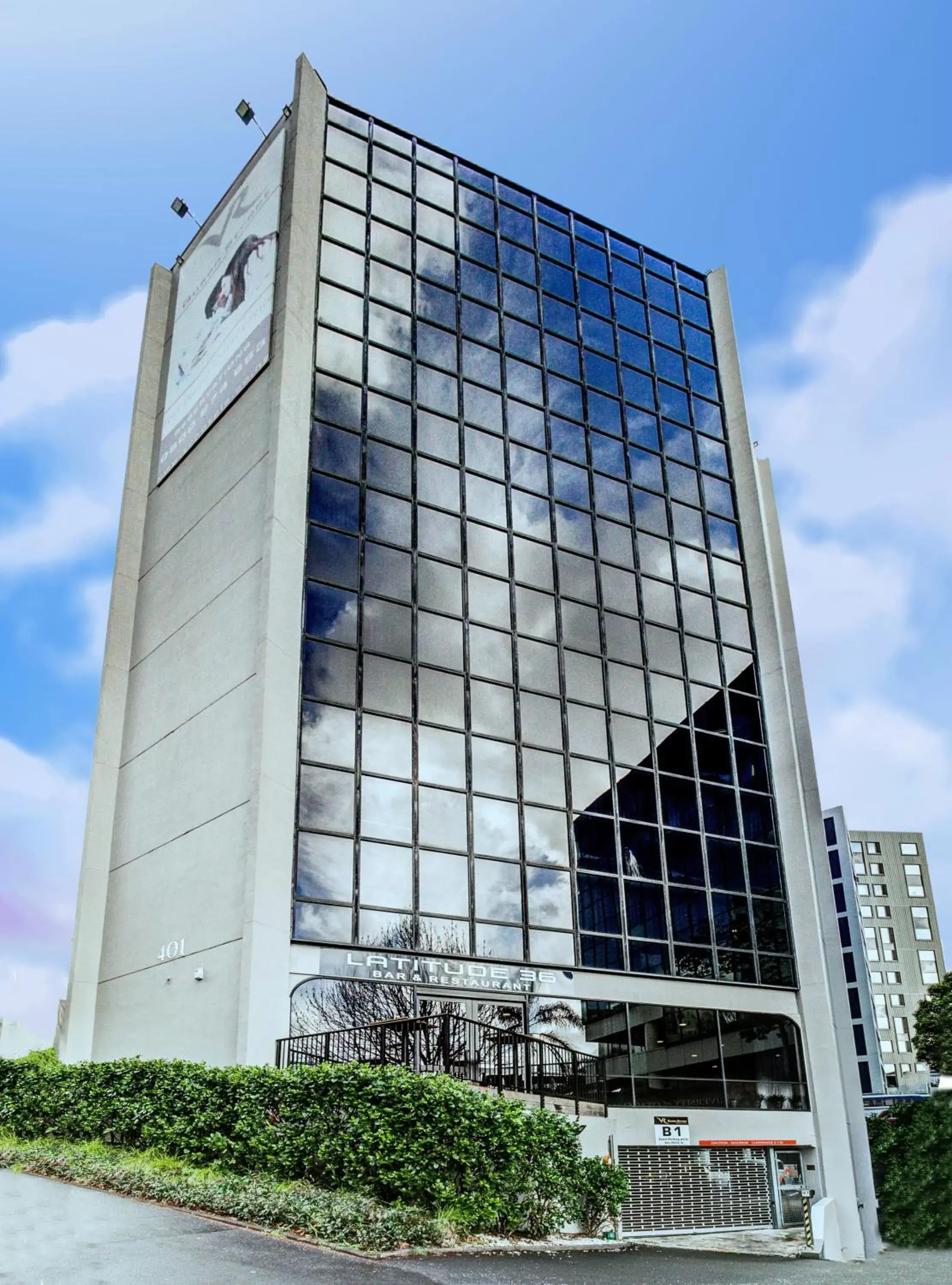 Two-Bedroom Suite in VR Queen Street Hotel & Suites Two-Bedroom Suite in VR Queen Street Hotel & Suites