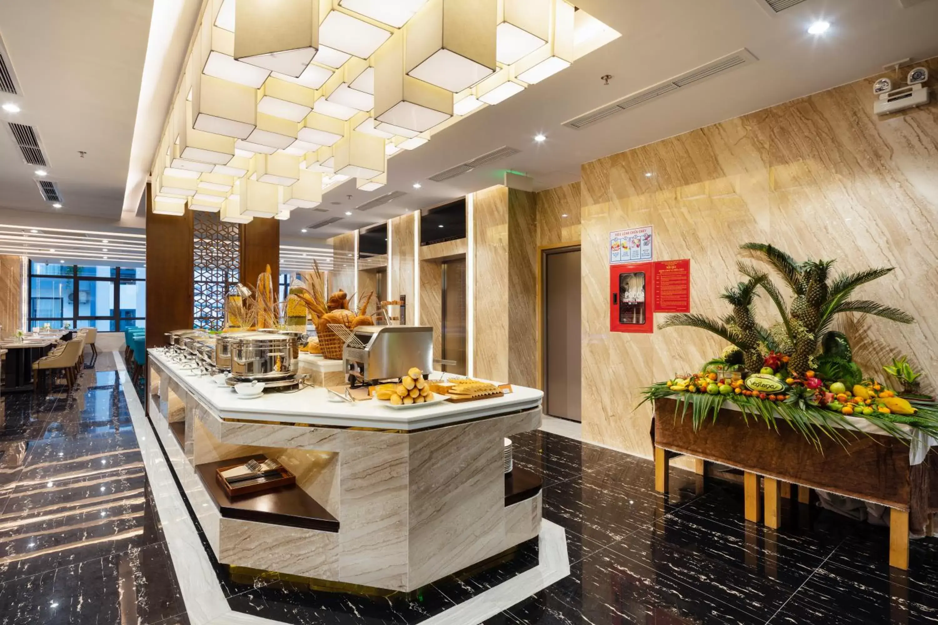 Restaurant/places to eat in VENTANA NHA TRANG HOTEL Restaurant/places to eat in VENTANA NHA TRANG HOTEL