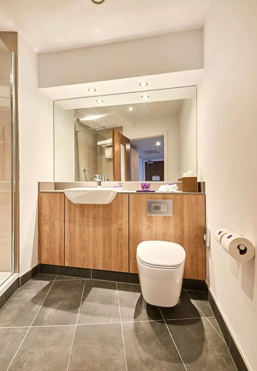 Toilet, Bathroom in Park Regis Birmingham