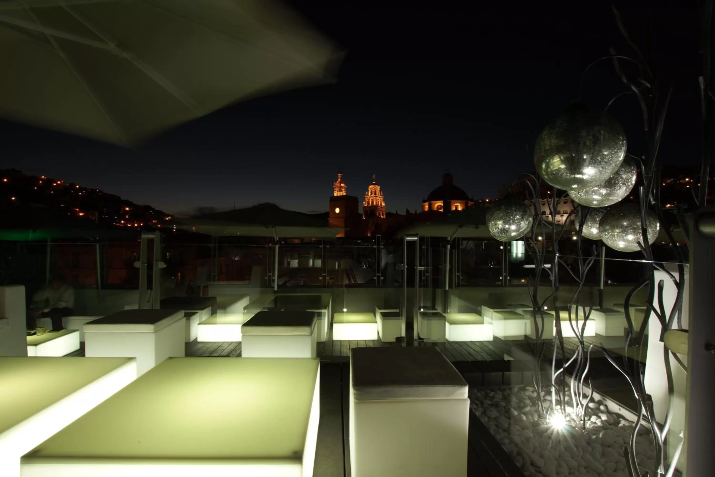 Lounge or bar in 1850 Hotel Boutique