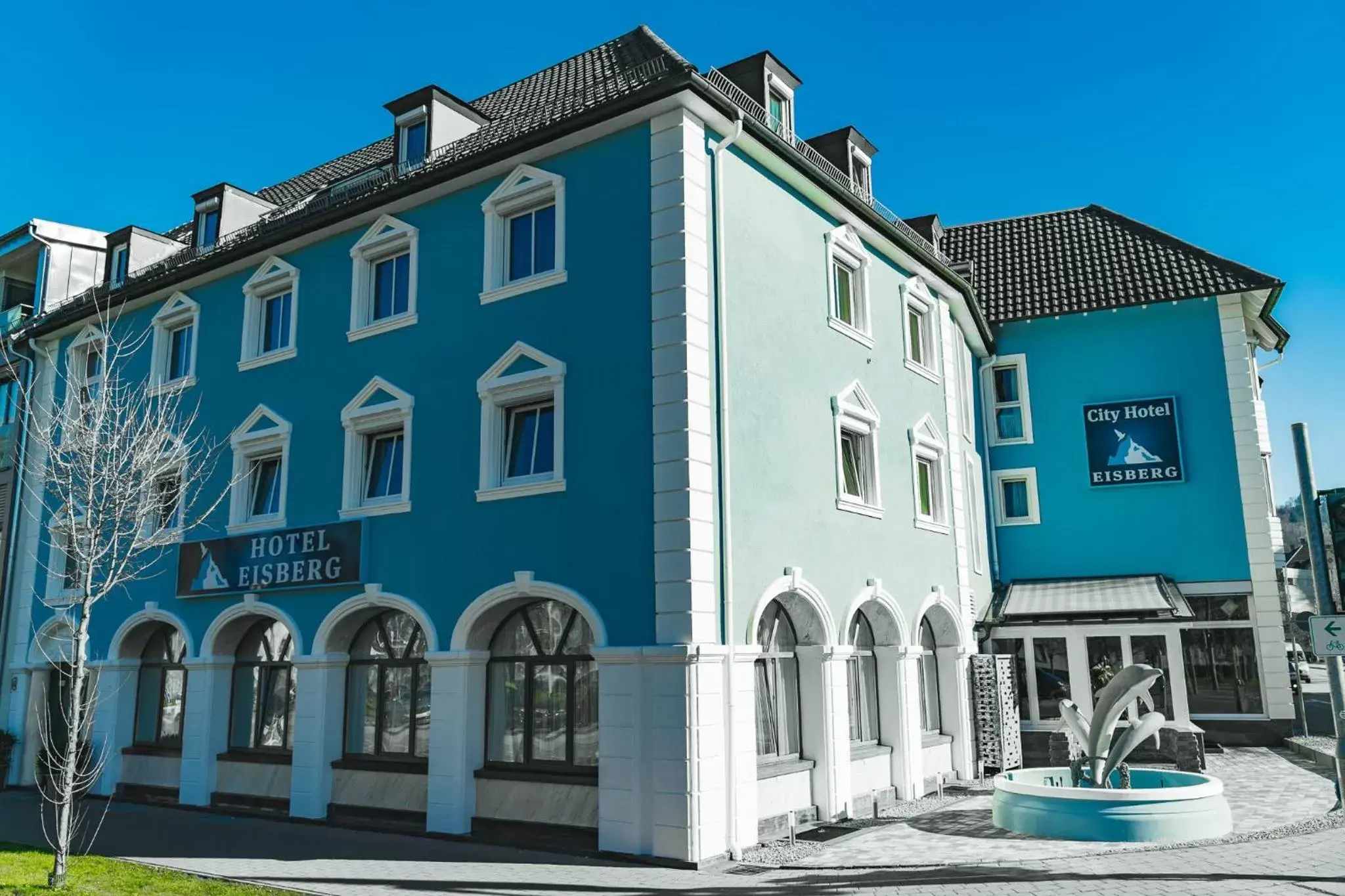 Property Building in Eisberg Hotel City