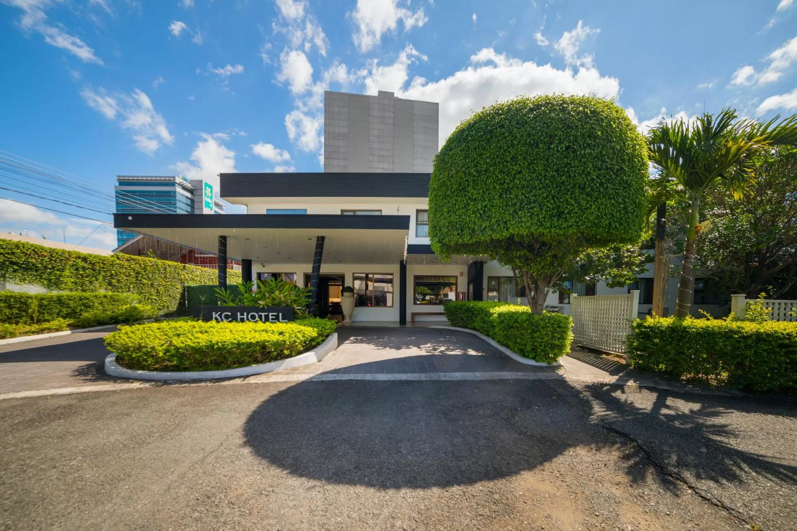 Property building in KC Hotel San Jose