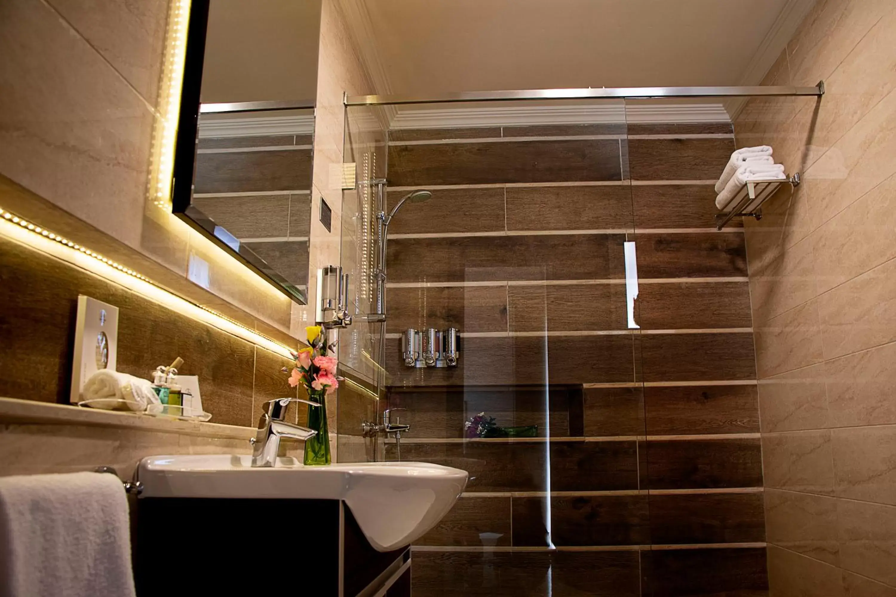 Bathroom in Home Suites Boutique Hotel