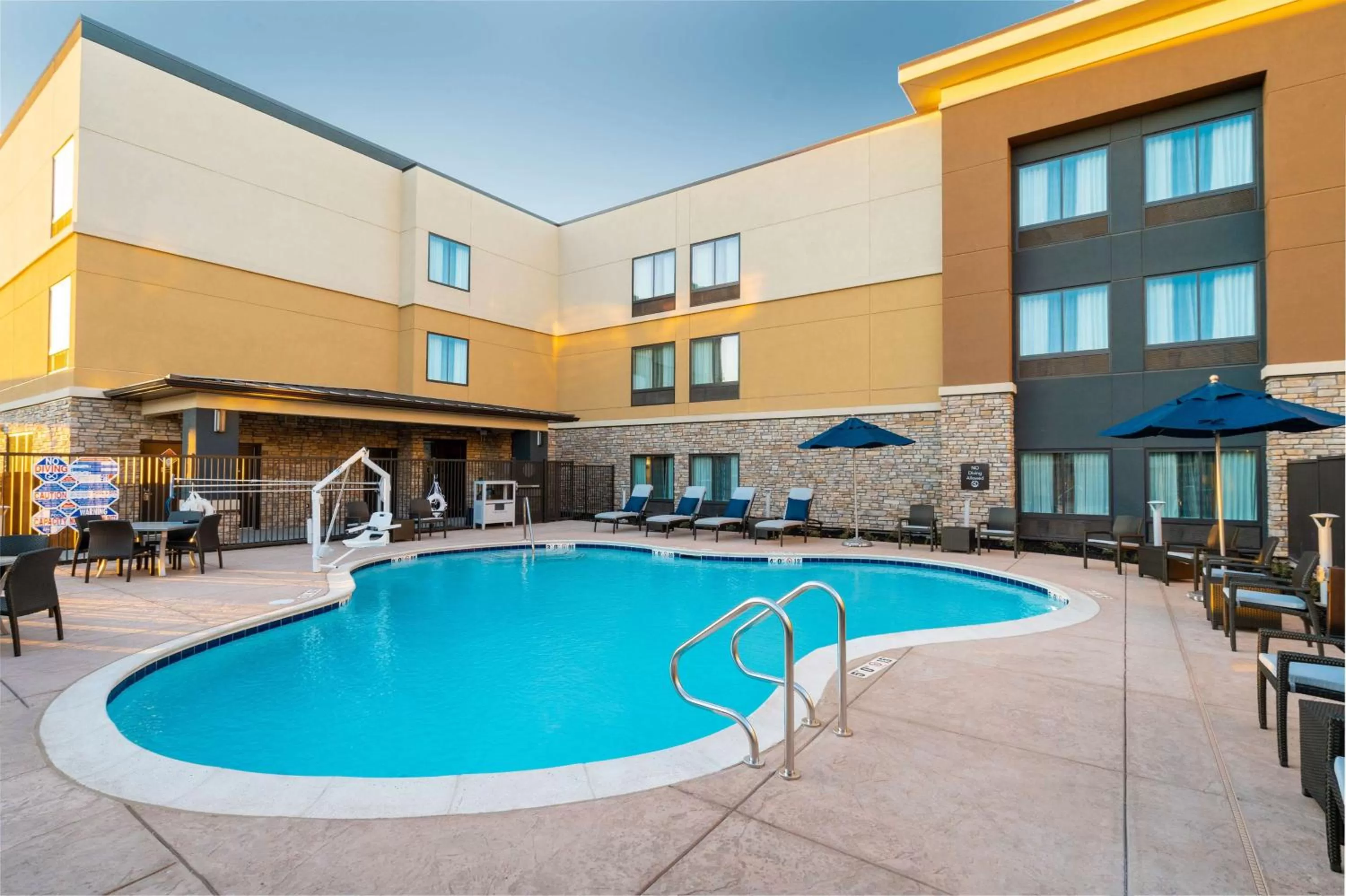 Pool view in Homewood Suites By Hilton Livermore, Ca