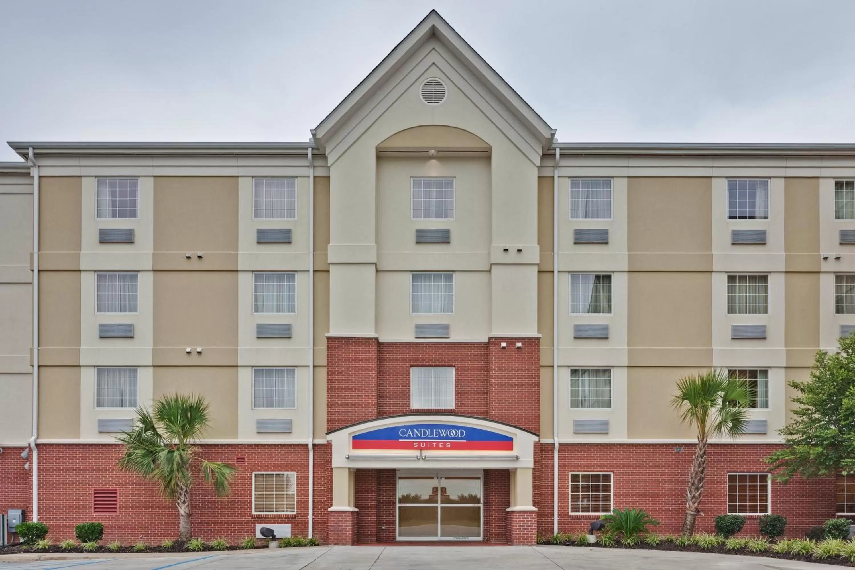 Property building in Candlewood Suites Hattiesburg by IHG
