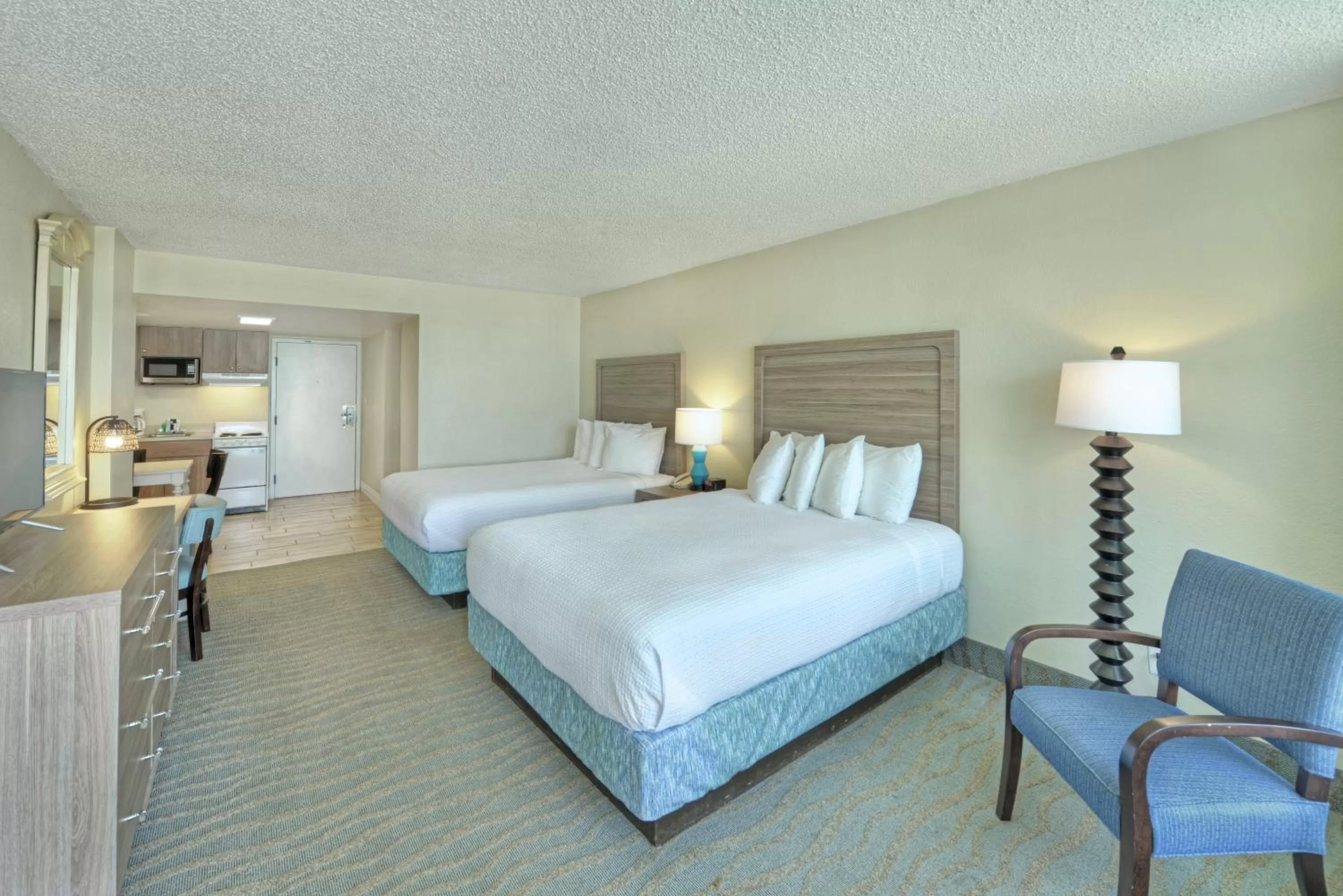Bedroom, Bed in El Caribe Resort and Conference Center