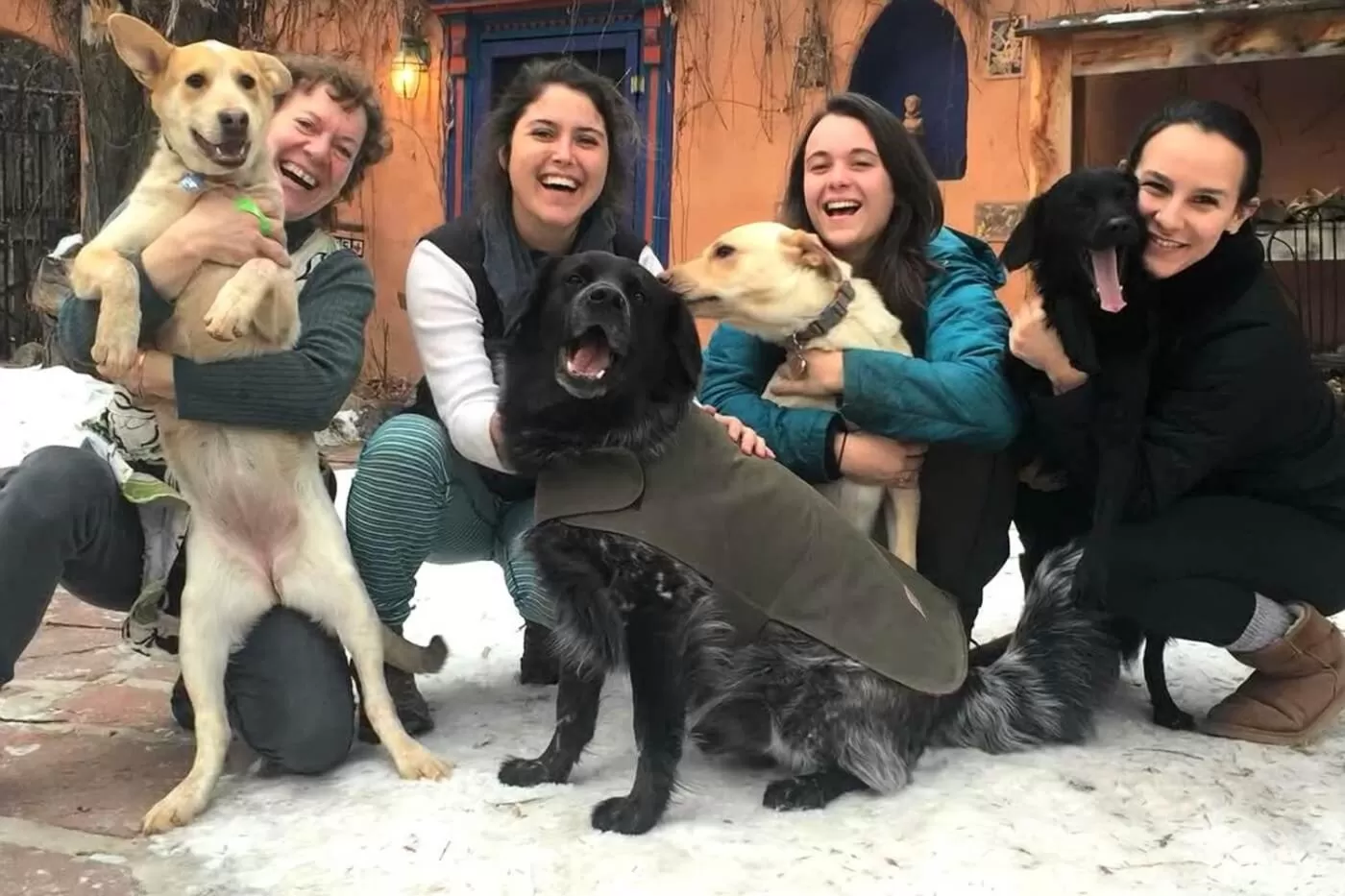 Patio in Adobe and Pines Inn Bed and Breakfast