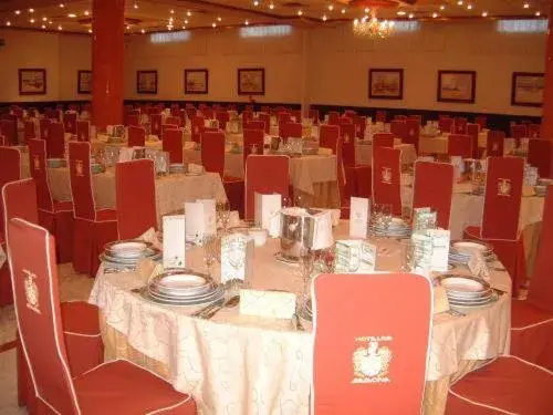 Banquet/Function facilities, Restaurant/Places to Eat in Hotel Begoña Park