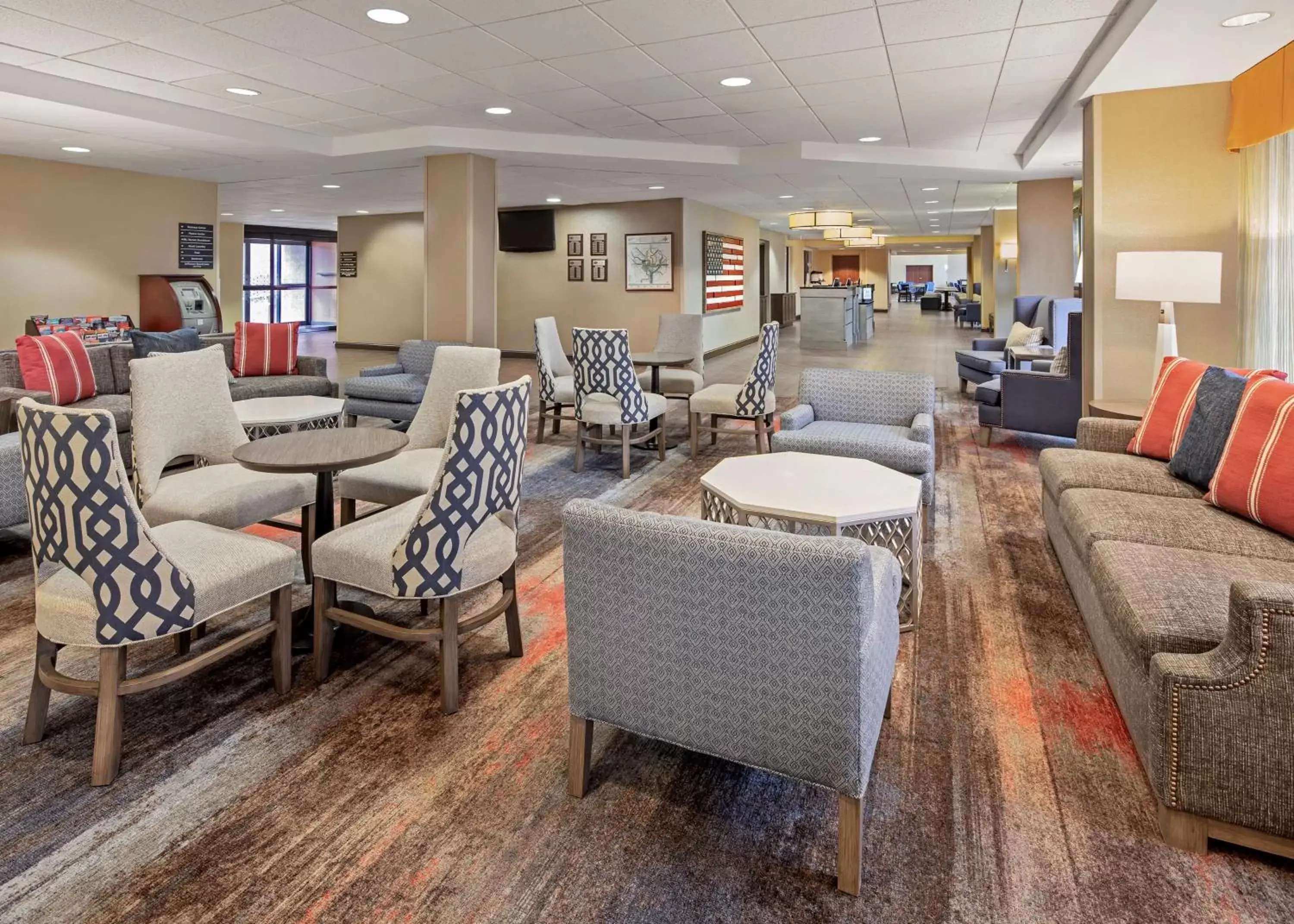 Lobby or reception in Hampton Inn & Suites Alexandria Old Town Area South