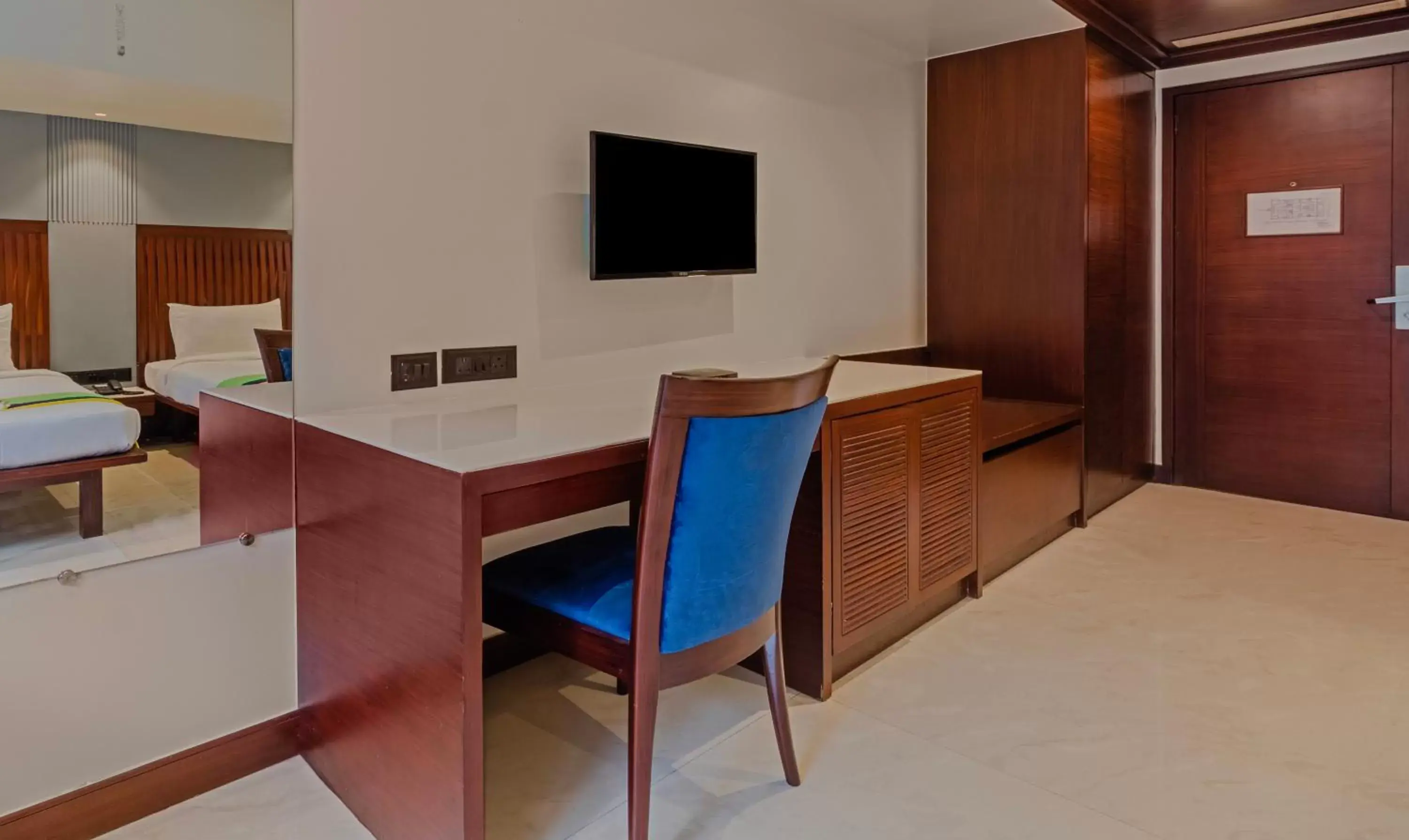 Bedroom in Treebo Regency - Bund Garden, Dhole Patil Road Bedroom in Treebo Regency - Bund Garden, Dhole Patil Road