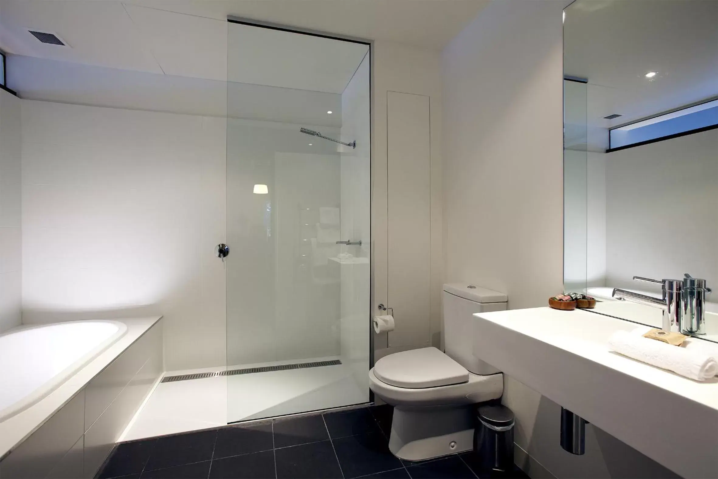 Bathroom in Sullivans Cove Apartments