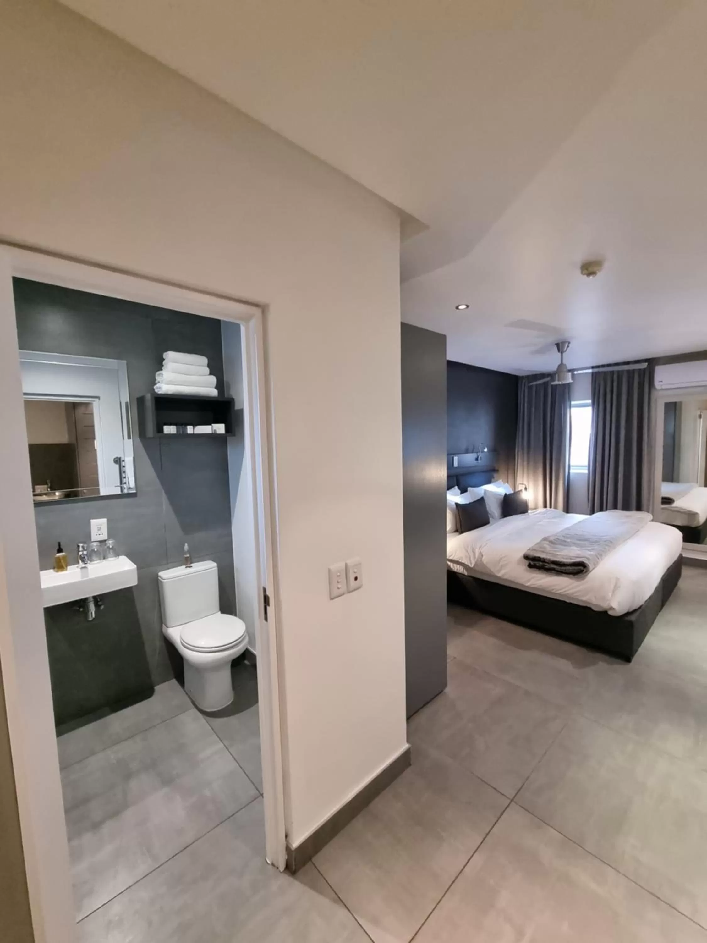 Bed in Atlantic Affair Boutique Hotel