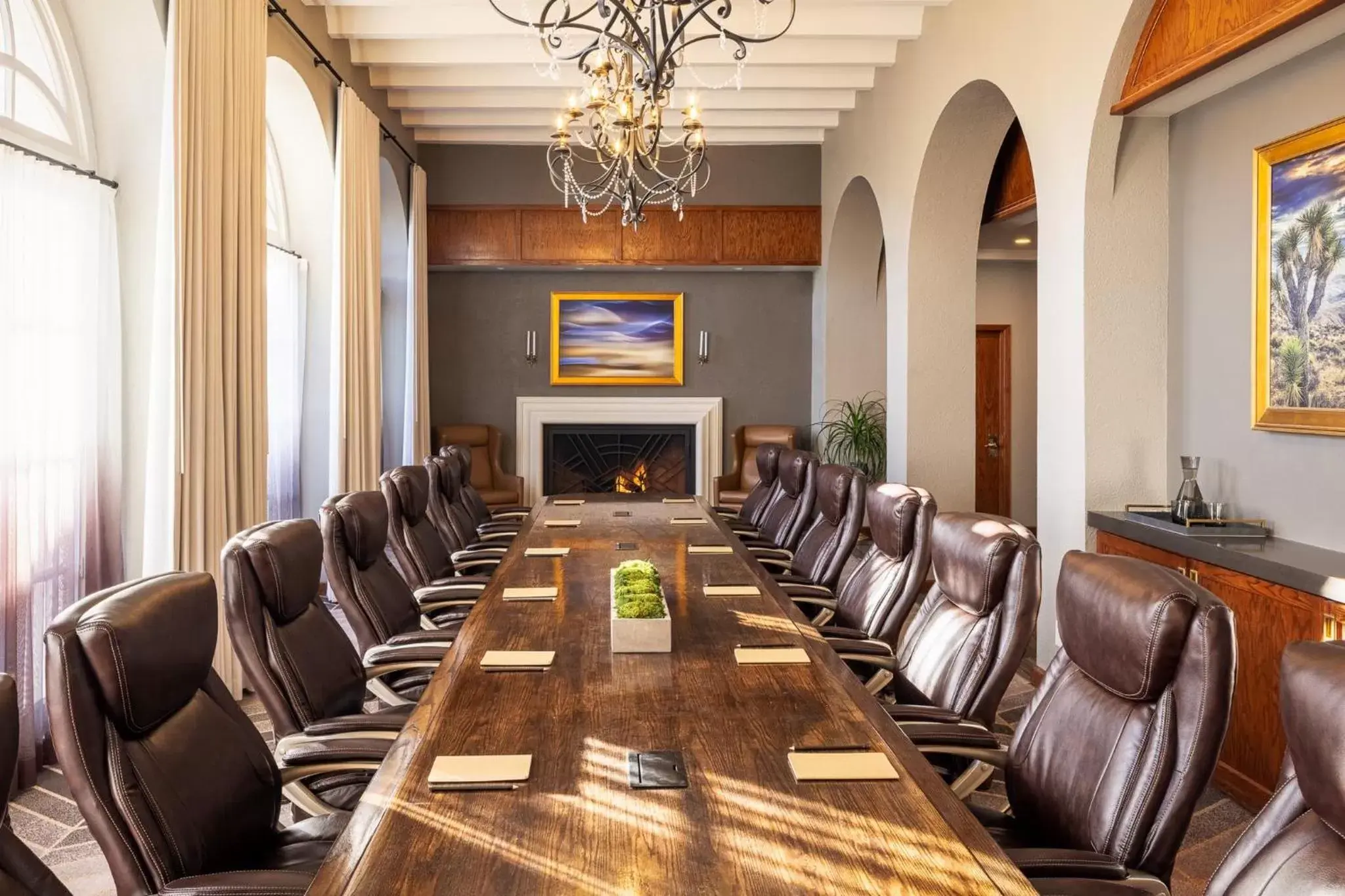 Meeting/conference room in Crowne Plaza Phoenix - Chandler Golf Resort, an IHG Hotel