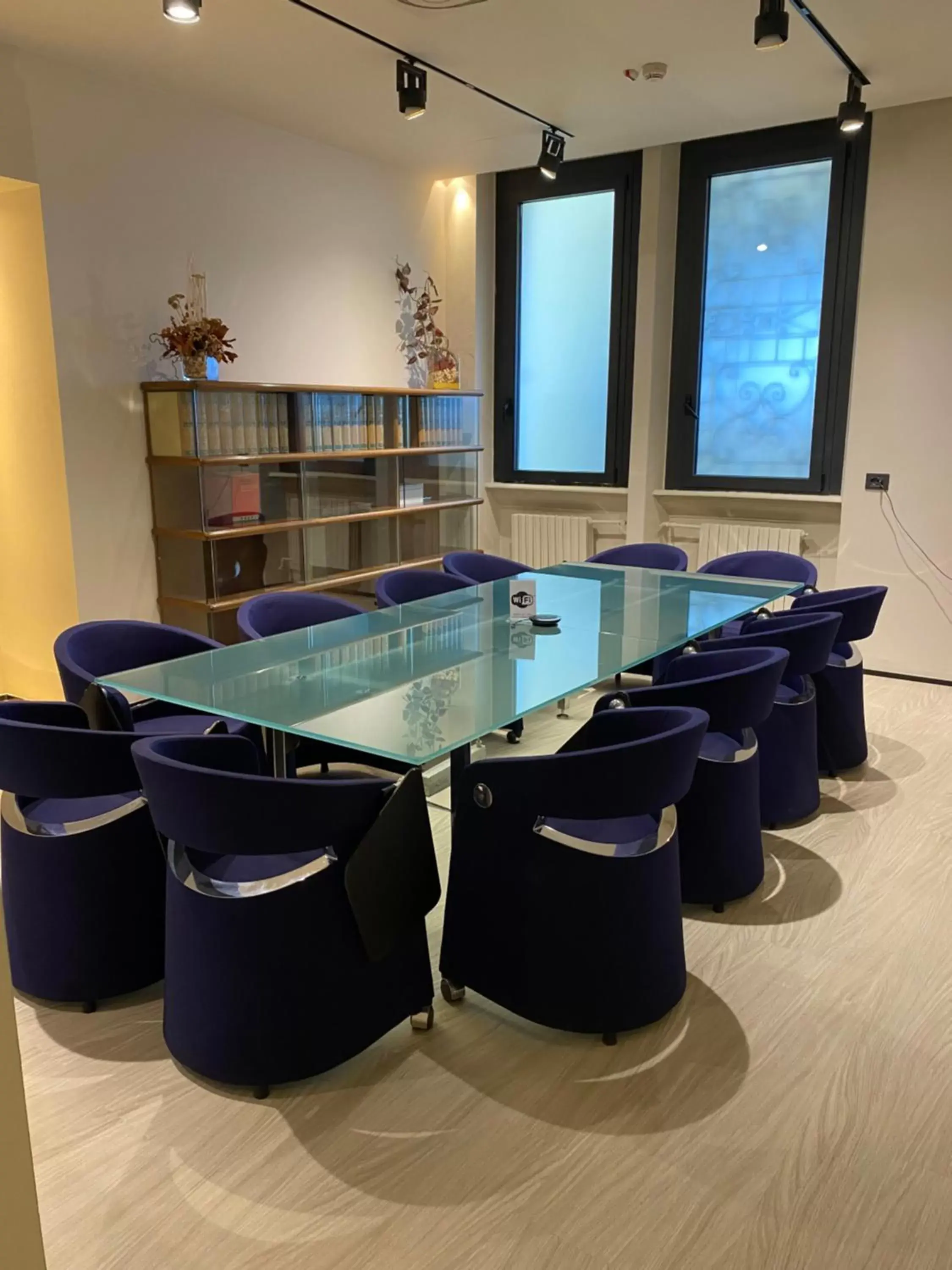 Meeting/conference room in iH Hotels Milano Ambasciatori