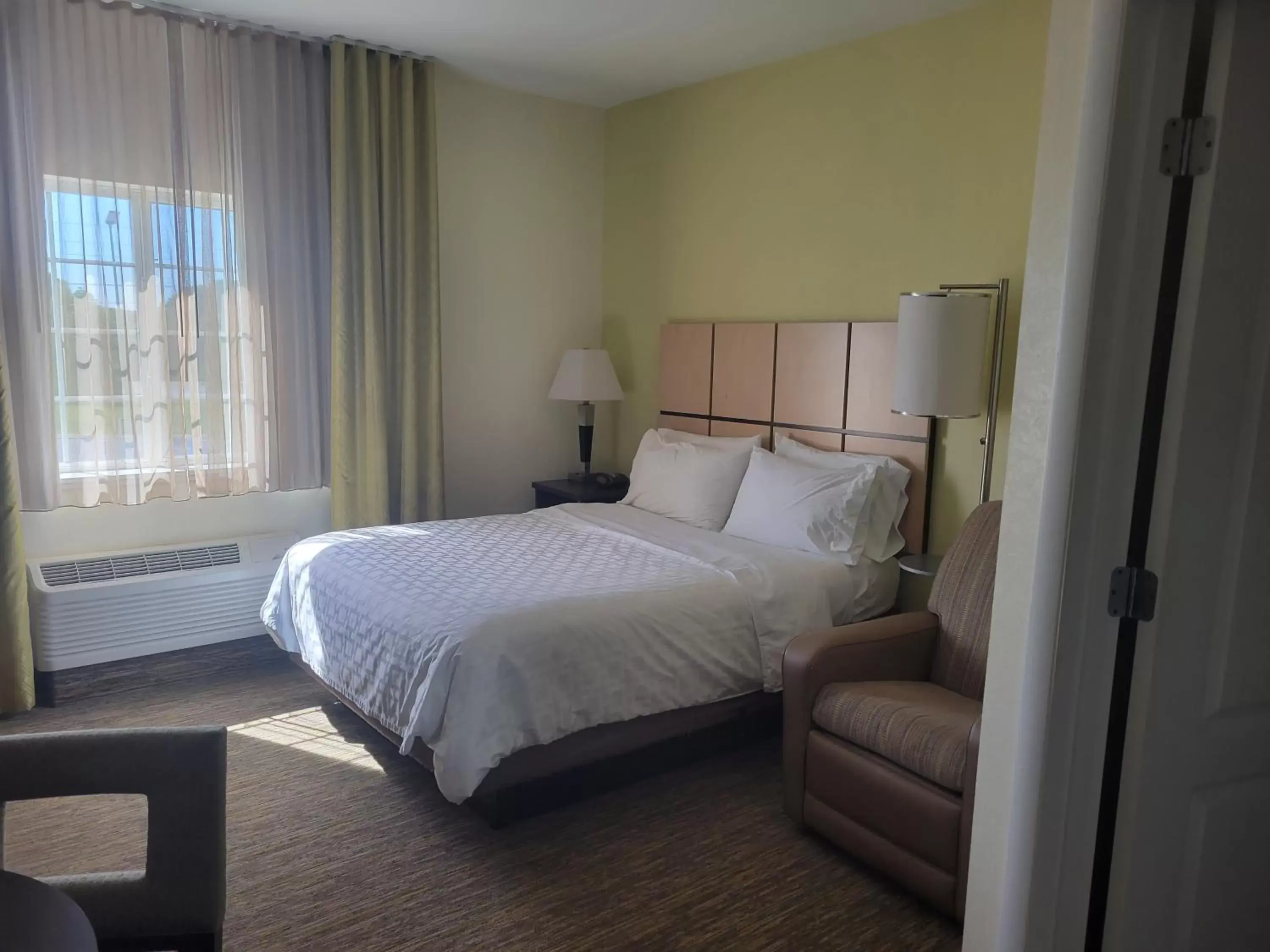 Bed in Candlewood Suites Smyrna - Nashville , an IHG Hotel