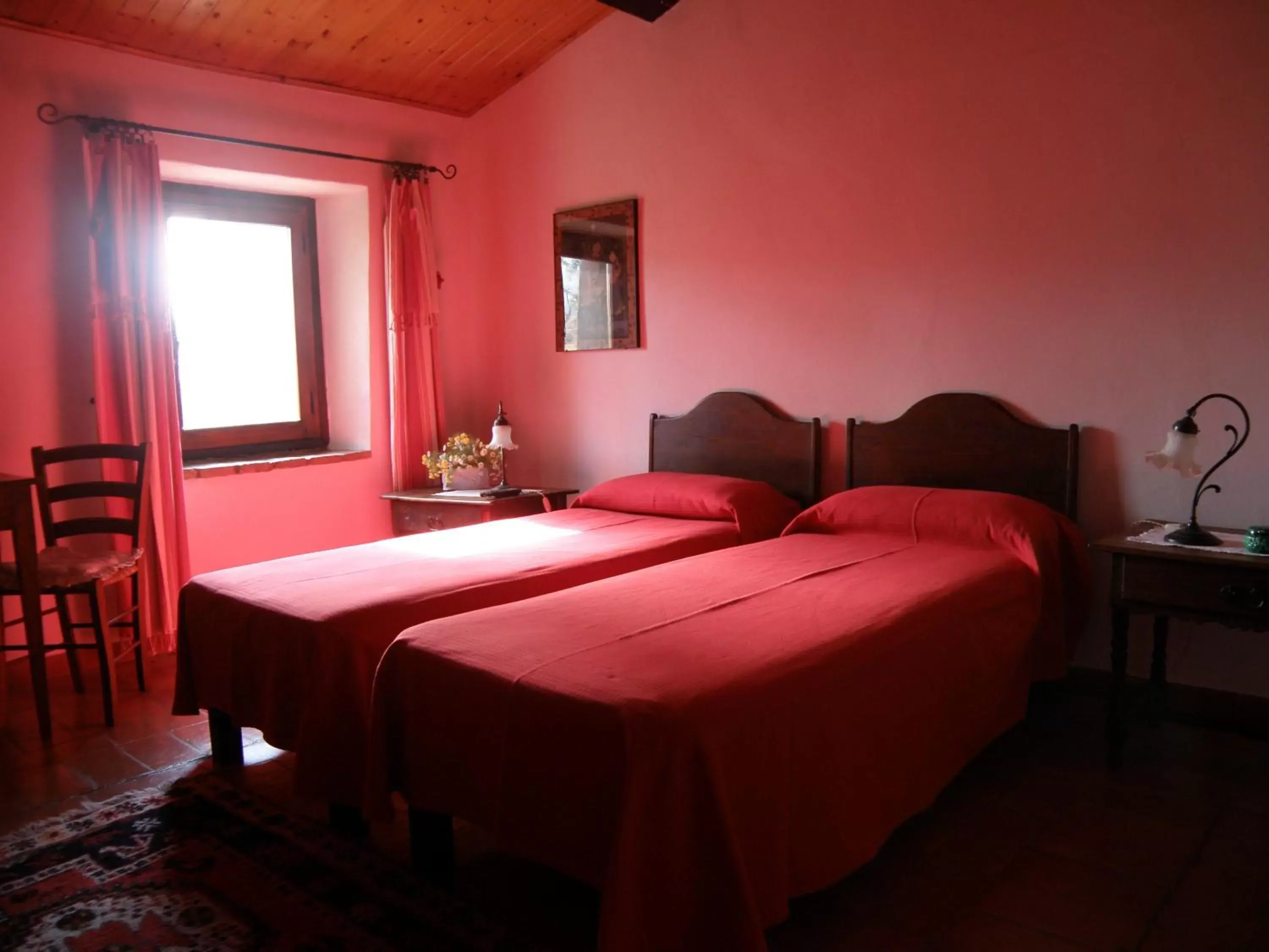 Bedroom, Bed in Podere Pinzicalari