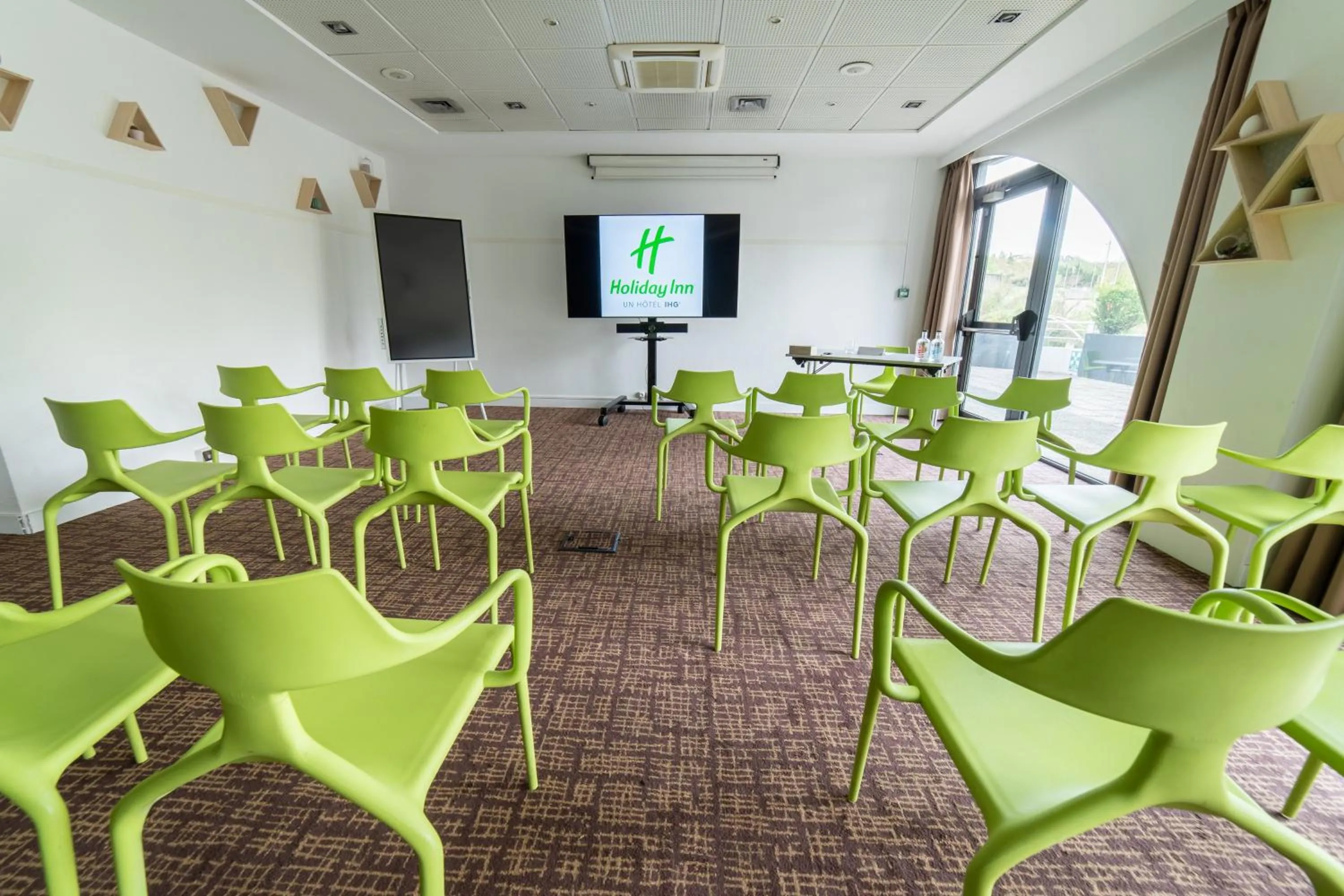 Meeting/conference room in Holiday Inn Lyon Vaise by IHG