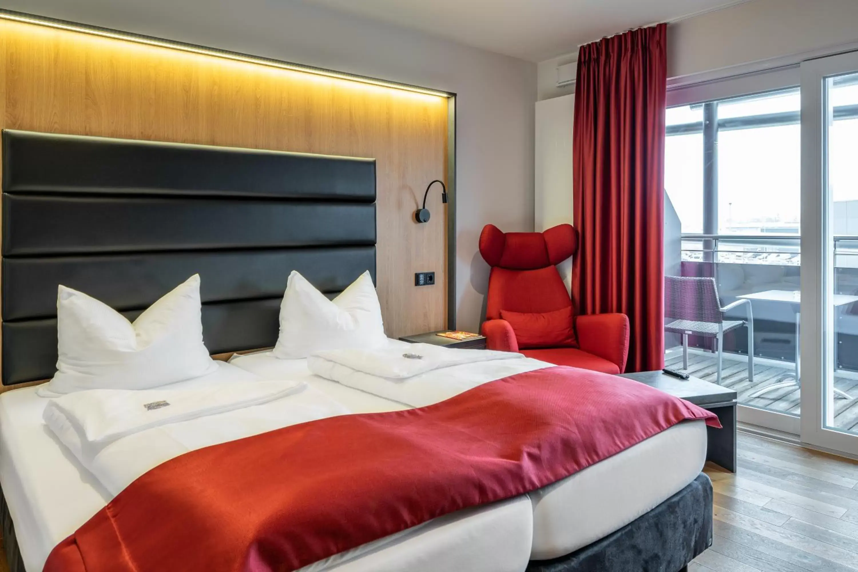Bed in Augsburg Hotel Sonnenhof