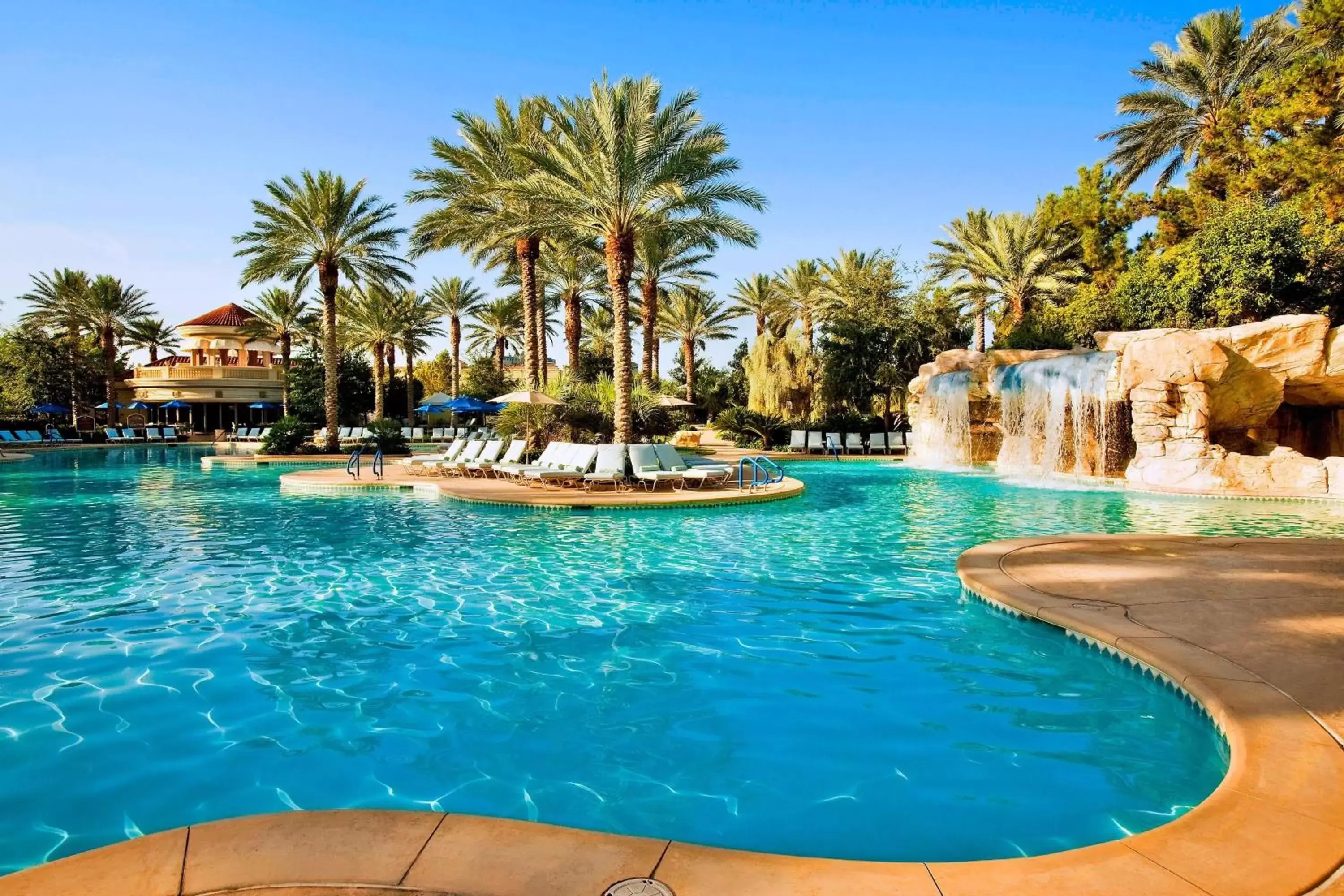 Swimming Pool in JW Marriott Las Vegas Resort and Spa