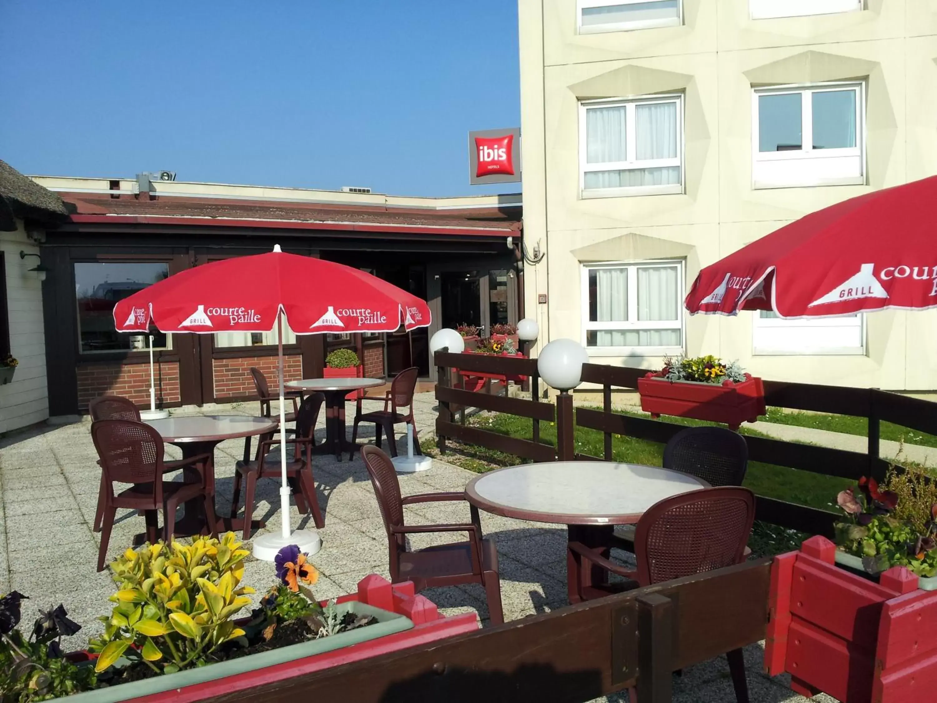 Balcony/Terrace, Restaurant/Places to Eat in ibis Saint Dizier