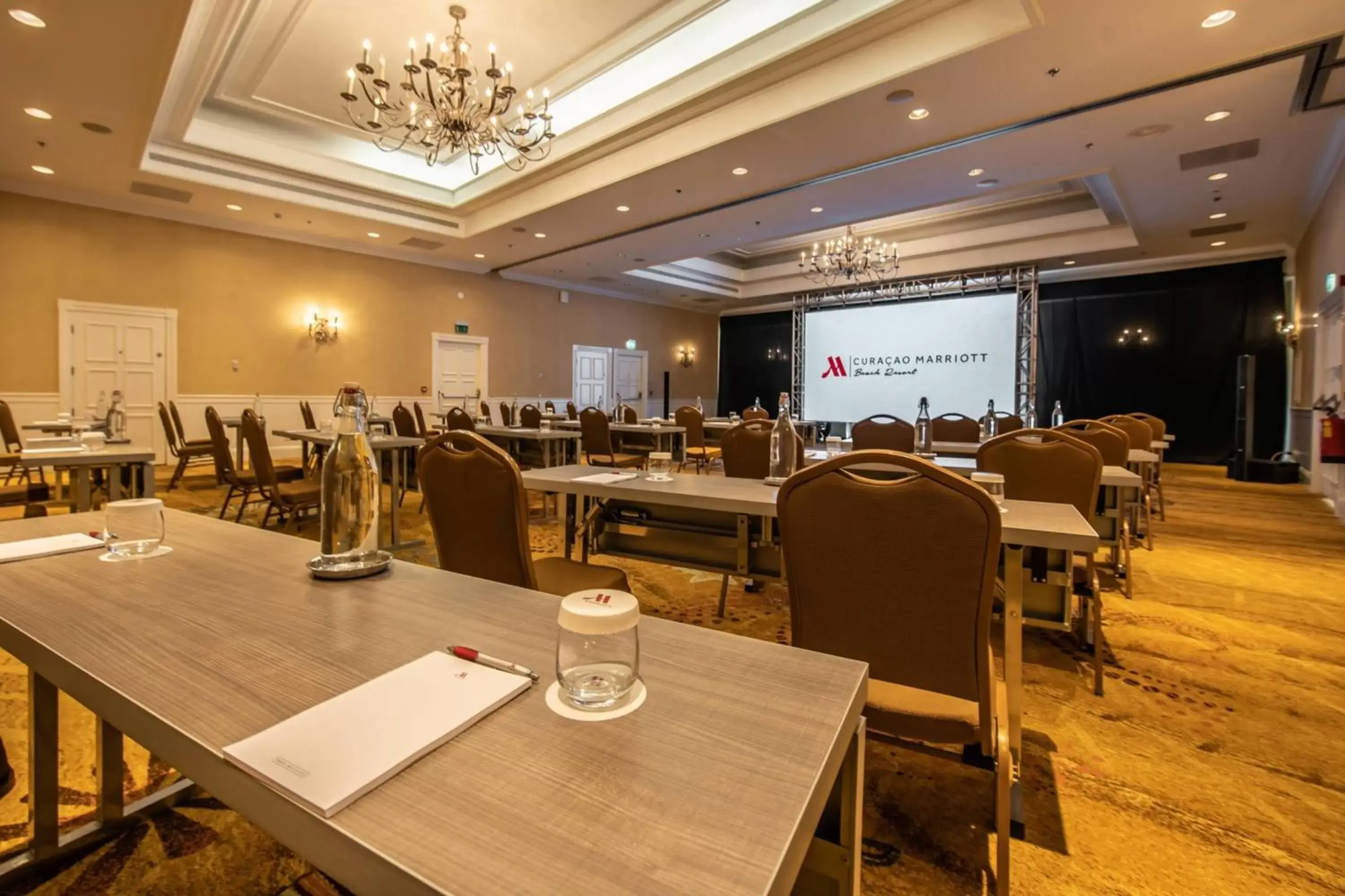 Meeting/conference room, Restaurant/Places to Eat in Curaçao Marriott Beach Resort