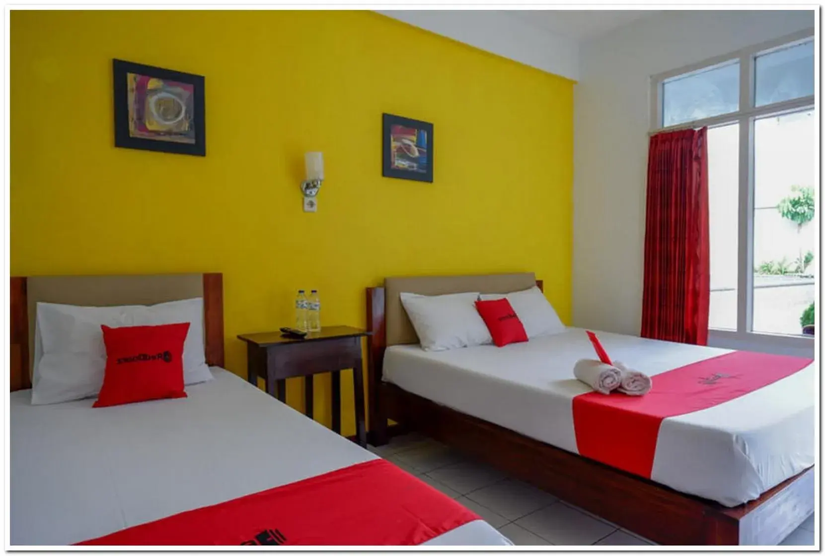 Bed in RedDoorz @ Prawirotaman Bed in RedDoorz @ Prawirotaman